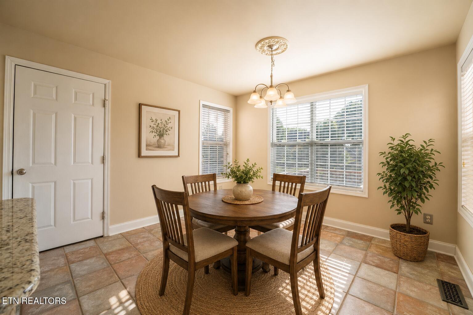 3318 Spindletop Court Knoxville TN 37938