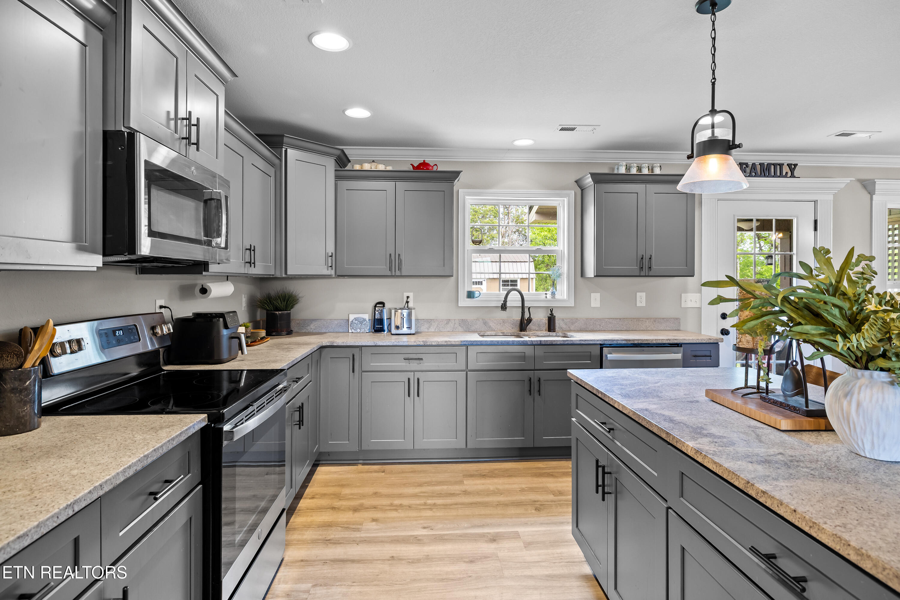 1920 Griffitts Mill Circle Maryville TN 37803