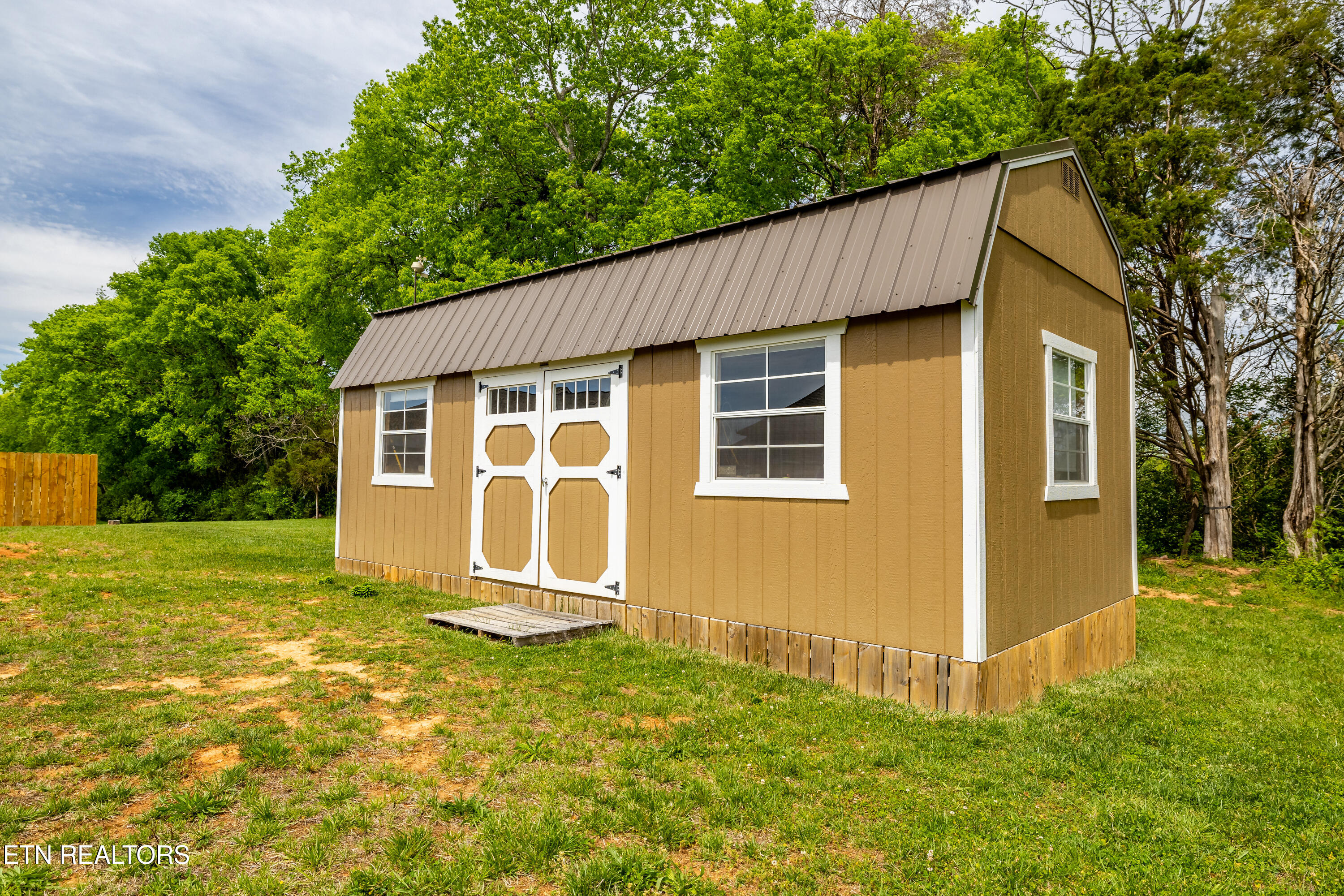 1920 Griffitts Mill Circle Maryville TN 37803
