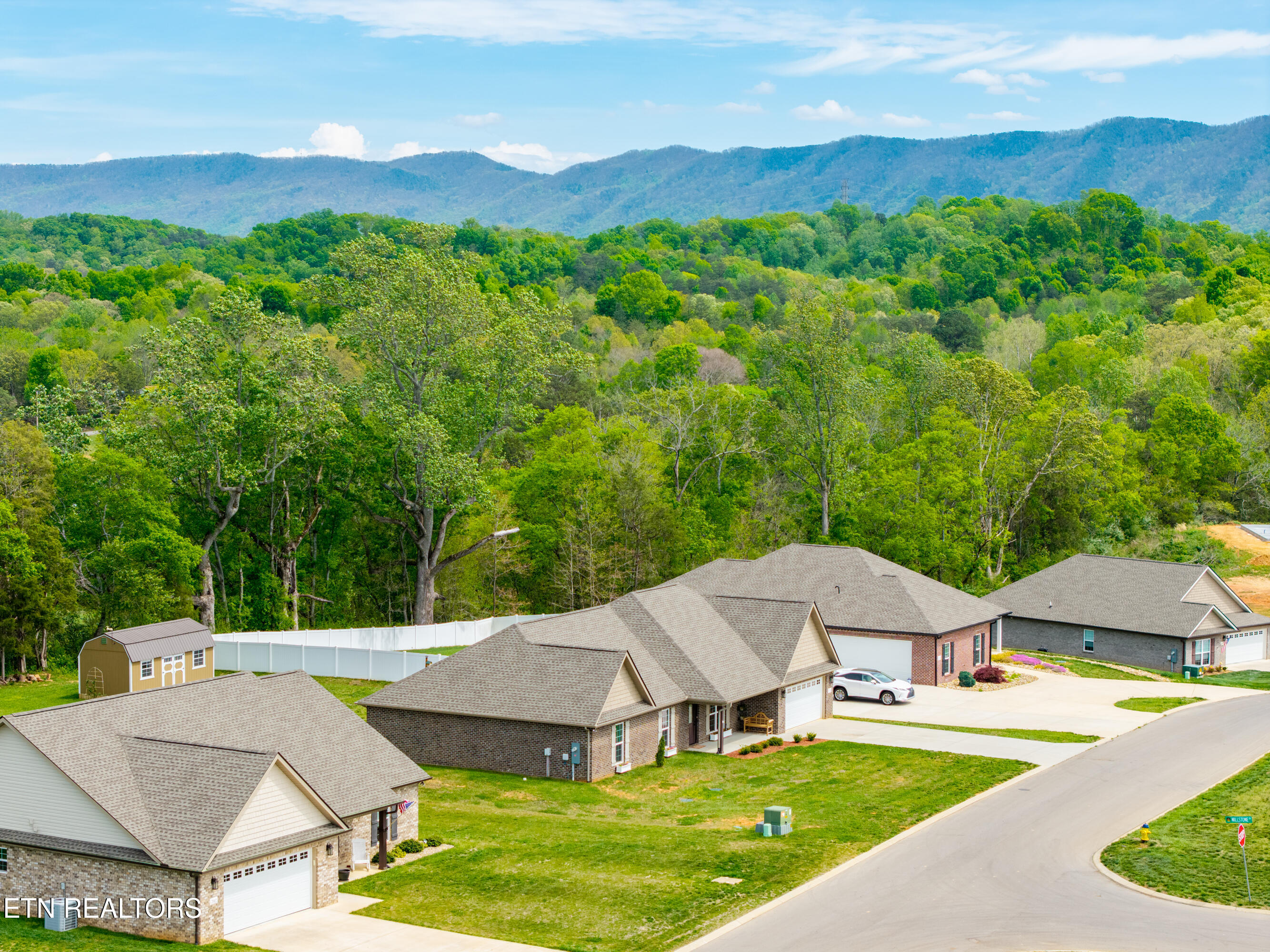 1920 Griffitts Mill Circle Maryville TN 37803