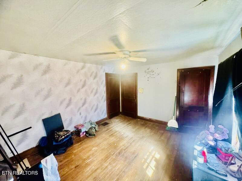 317 Hoot Owl Hollow Lane Jellico TN 37762