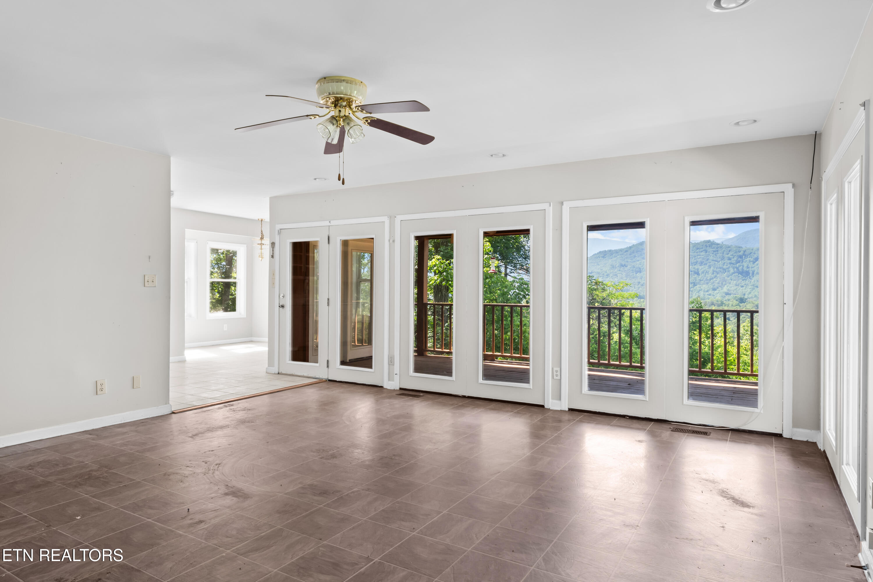 126 Johnson Mountain Way Townsend TN 37882