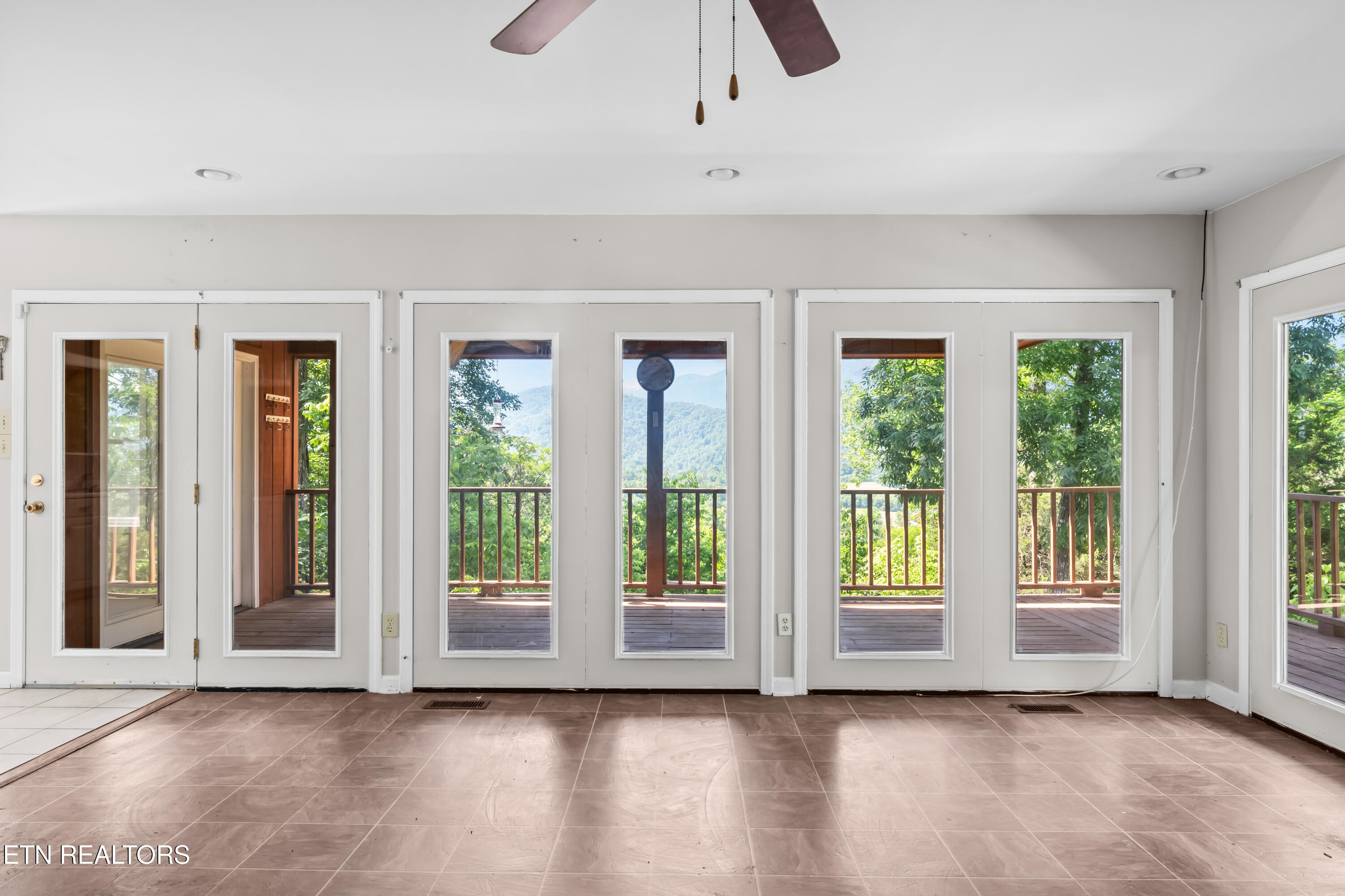 126 Johnson Mountain Way Townsend TN 37882