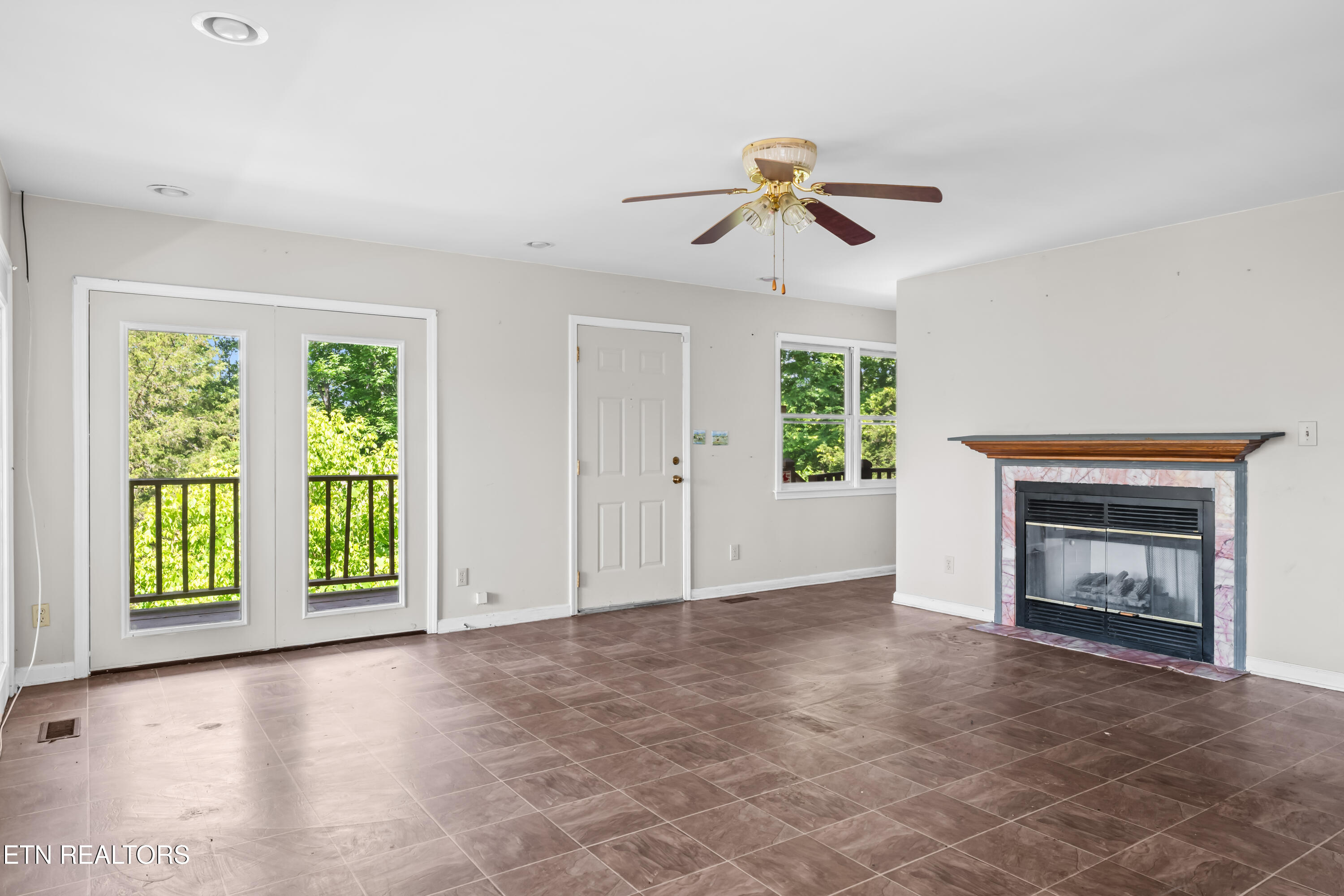 126 Johnson Mountain Way Townsend TN 37882