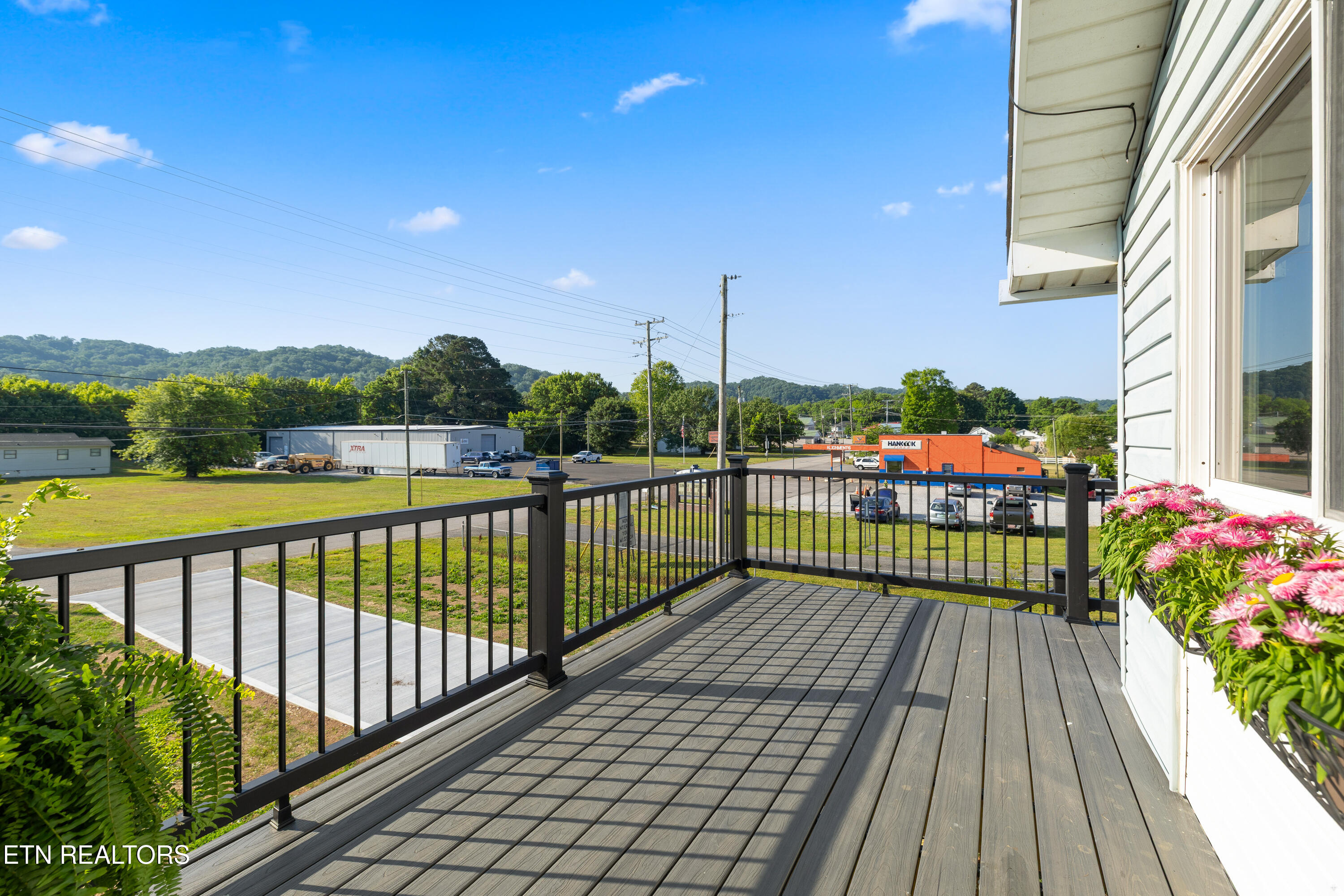 248 Hiway Drive Clinton TN 37716
