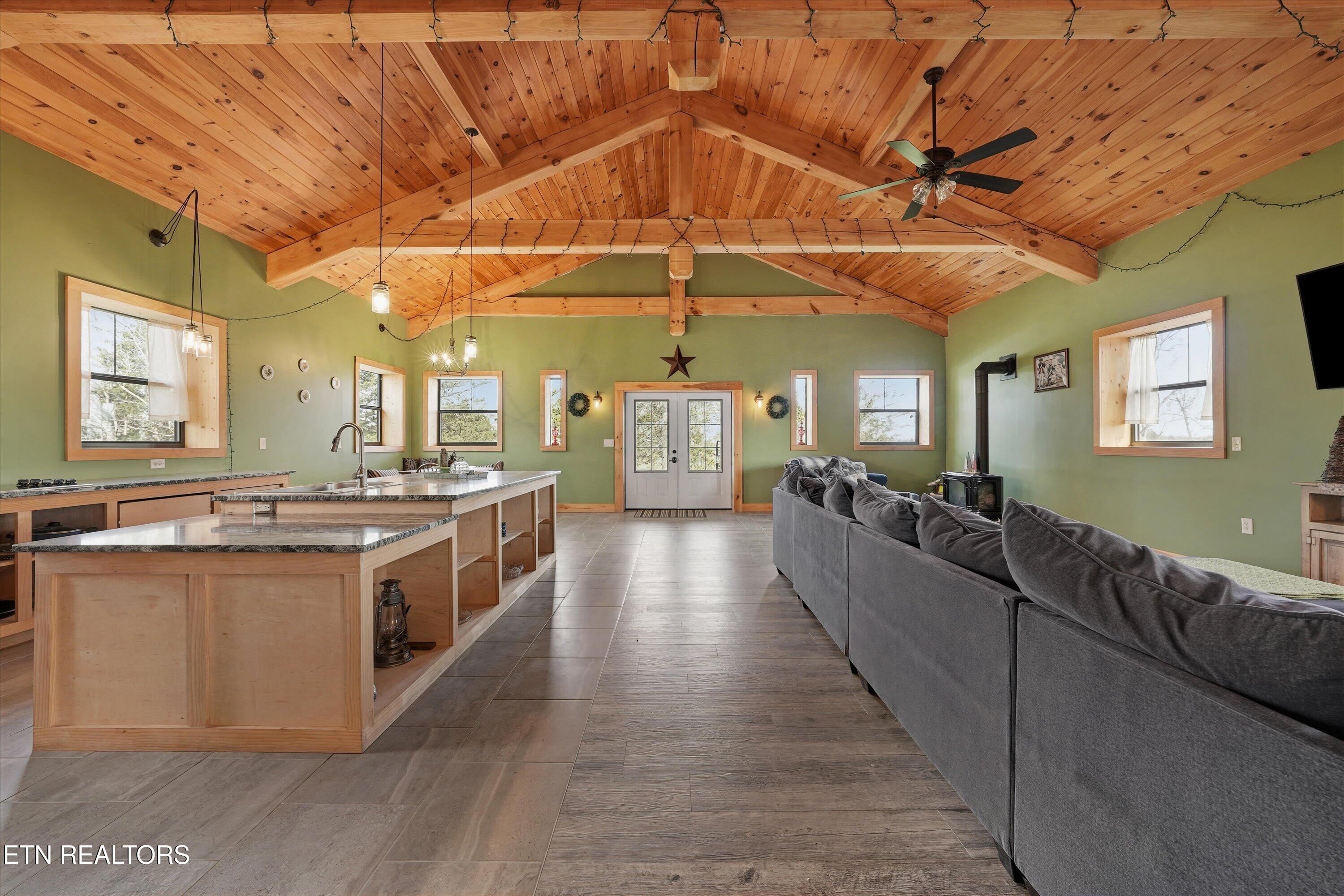 2649 Wildwood Road Dandridge TN 37725