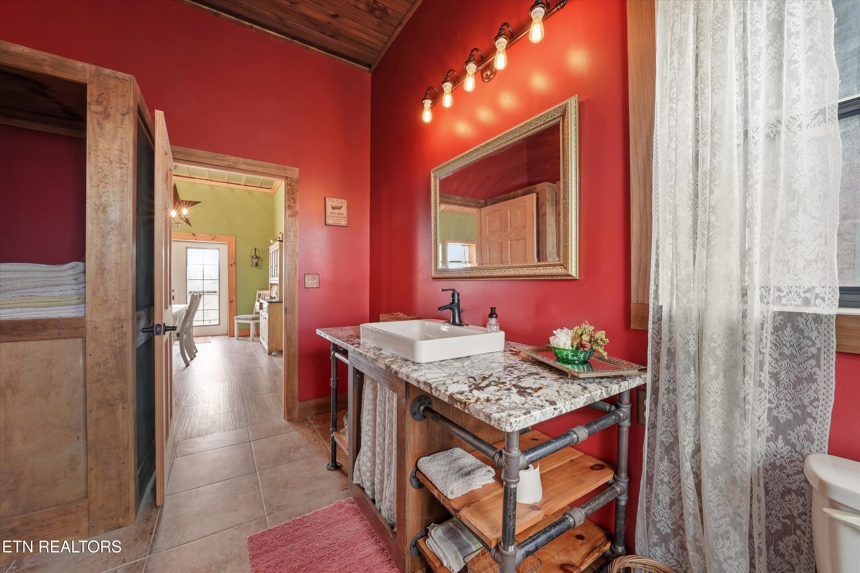 2649 Wildwood Road Dandridge TN 37725