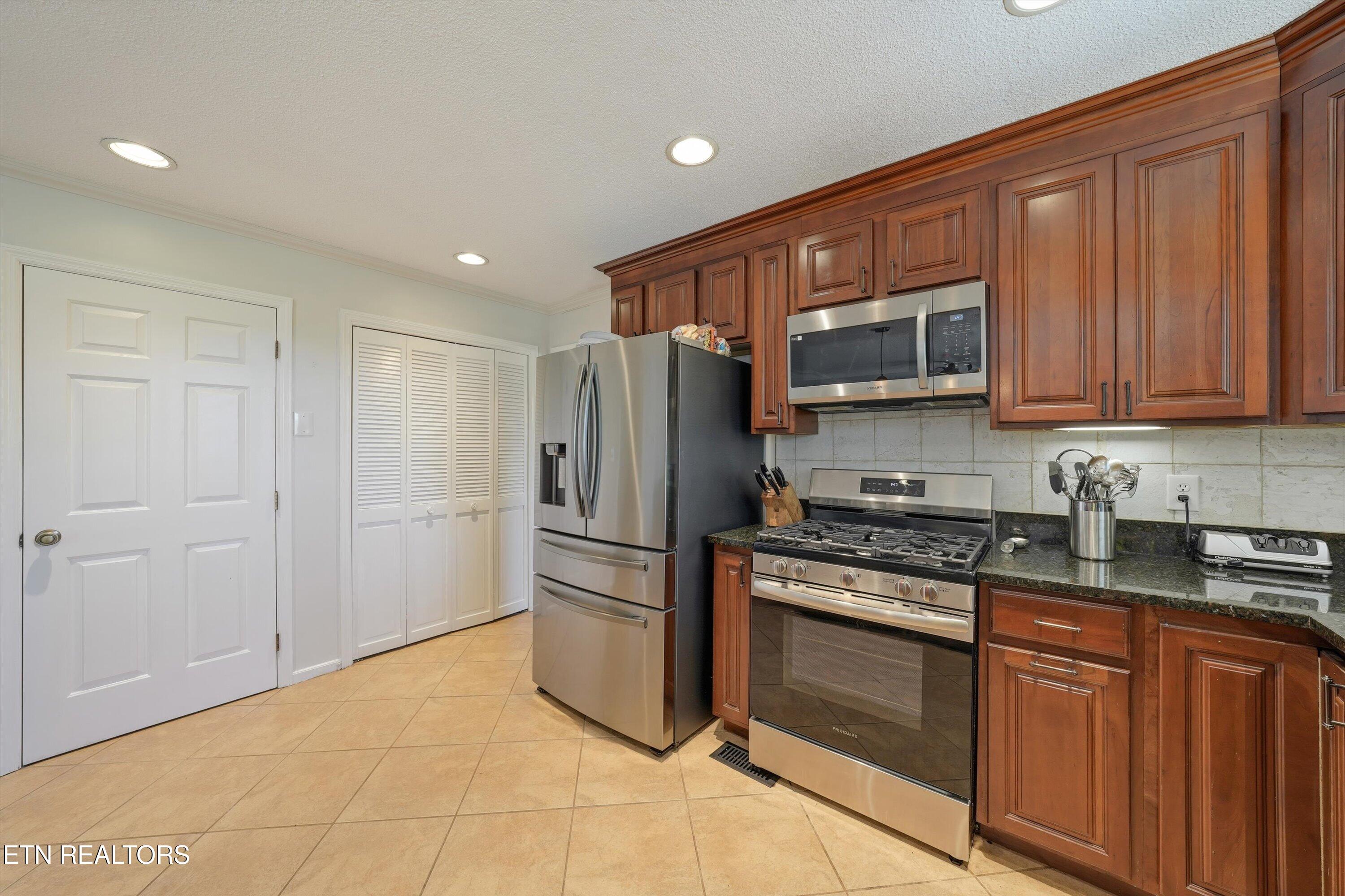 2345 Chesterfield Drive Maryville TN 37803