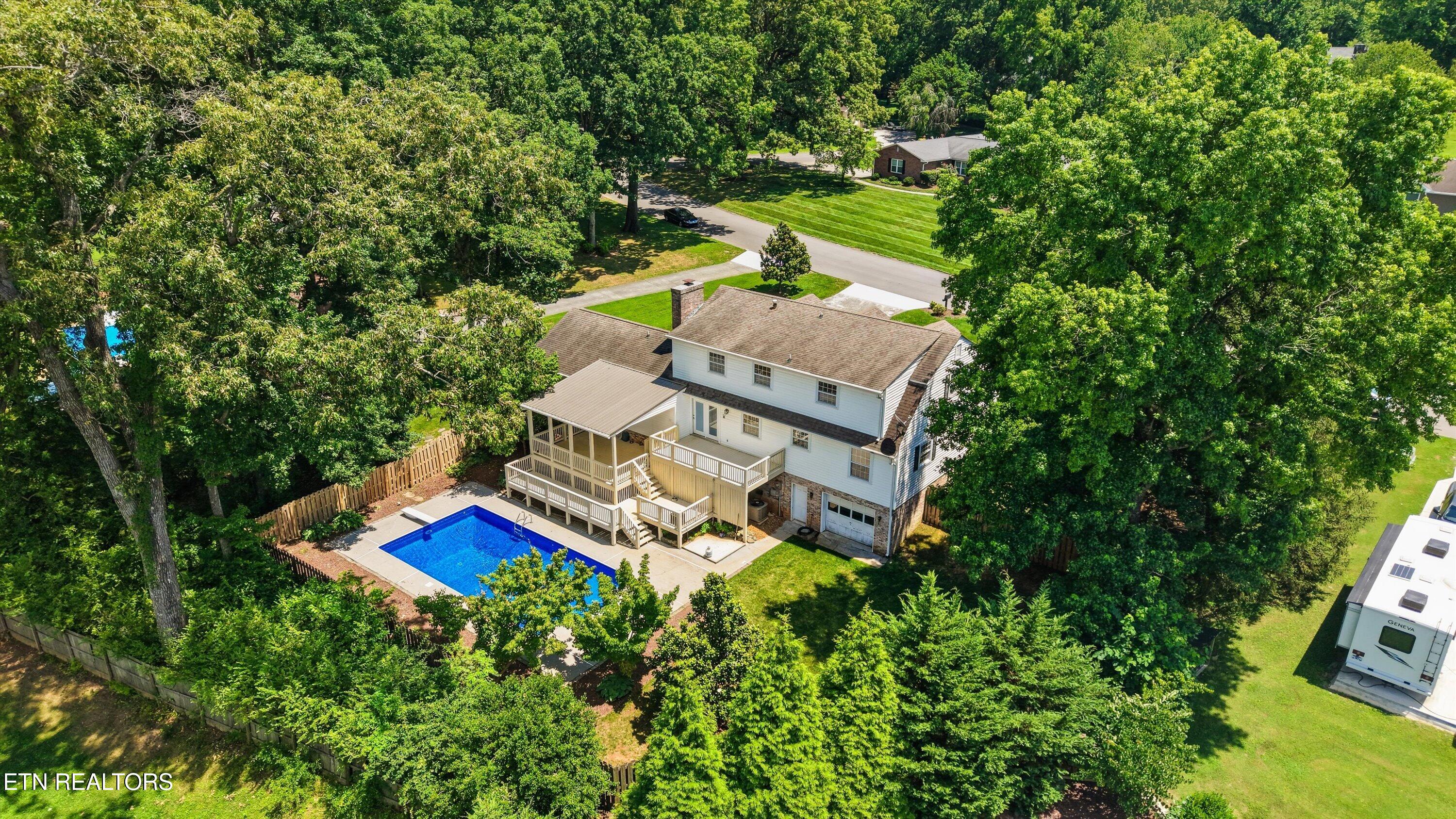 2345 Chesterfield Drive Maryville TN 37803