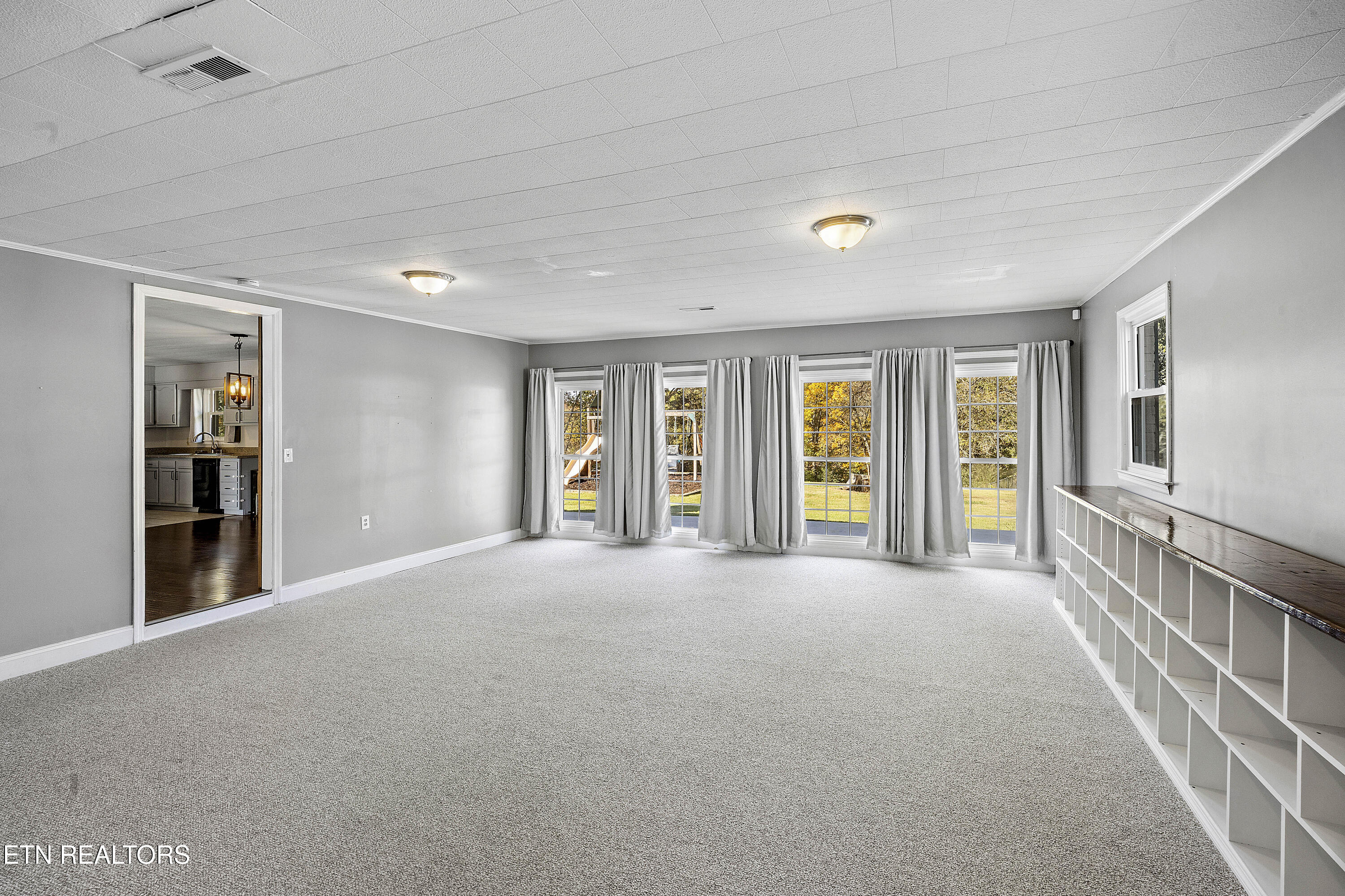 1882 Calloway Circle Lenoir City TN 37772