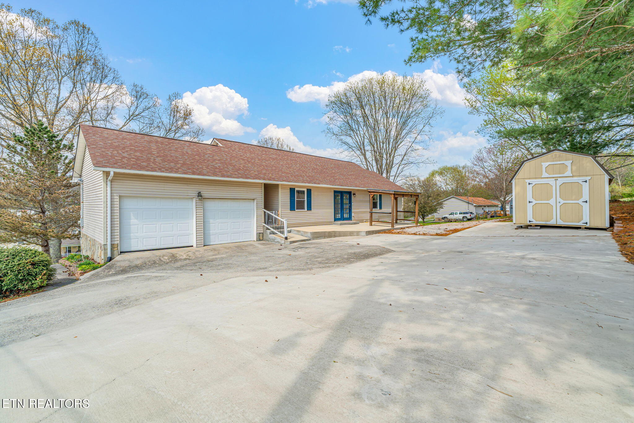 124 Abby Lane Jacksboro TN 37757