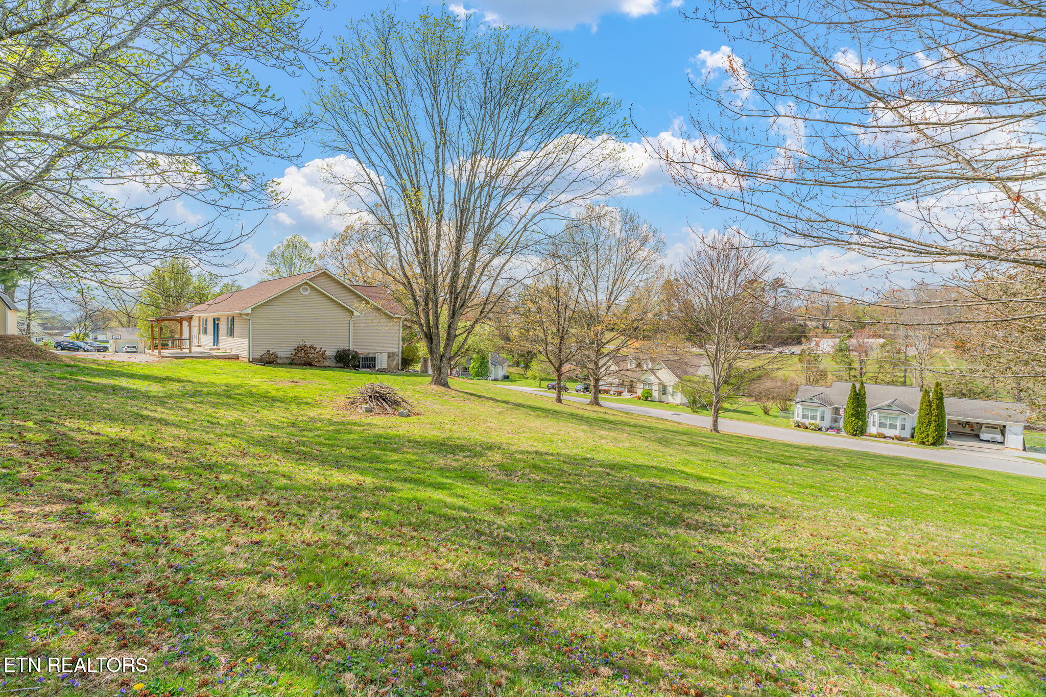 124 Abby Lane Jacksboro TN 37757