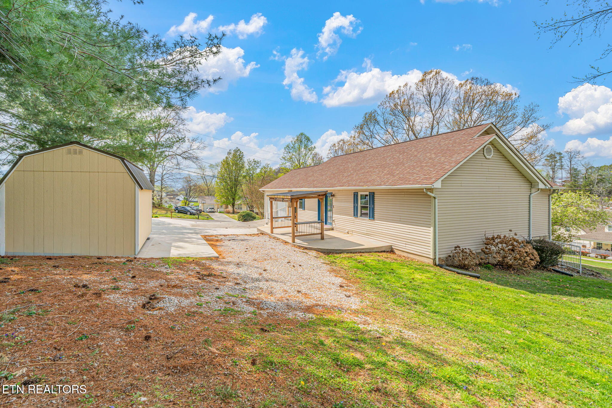 124 Abby Lane Jacksboro TN 37757