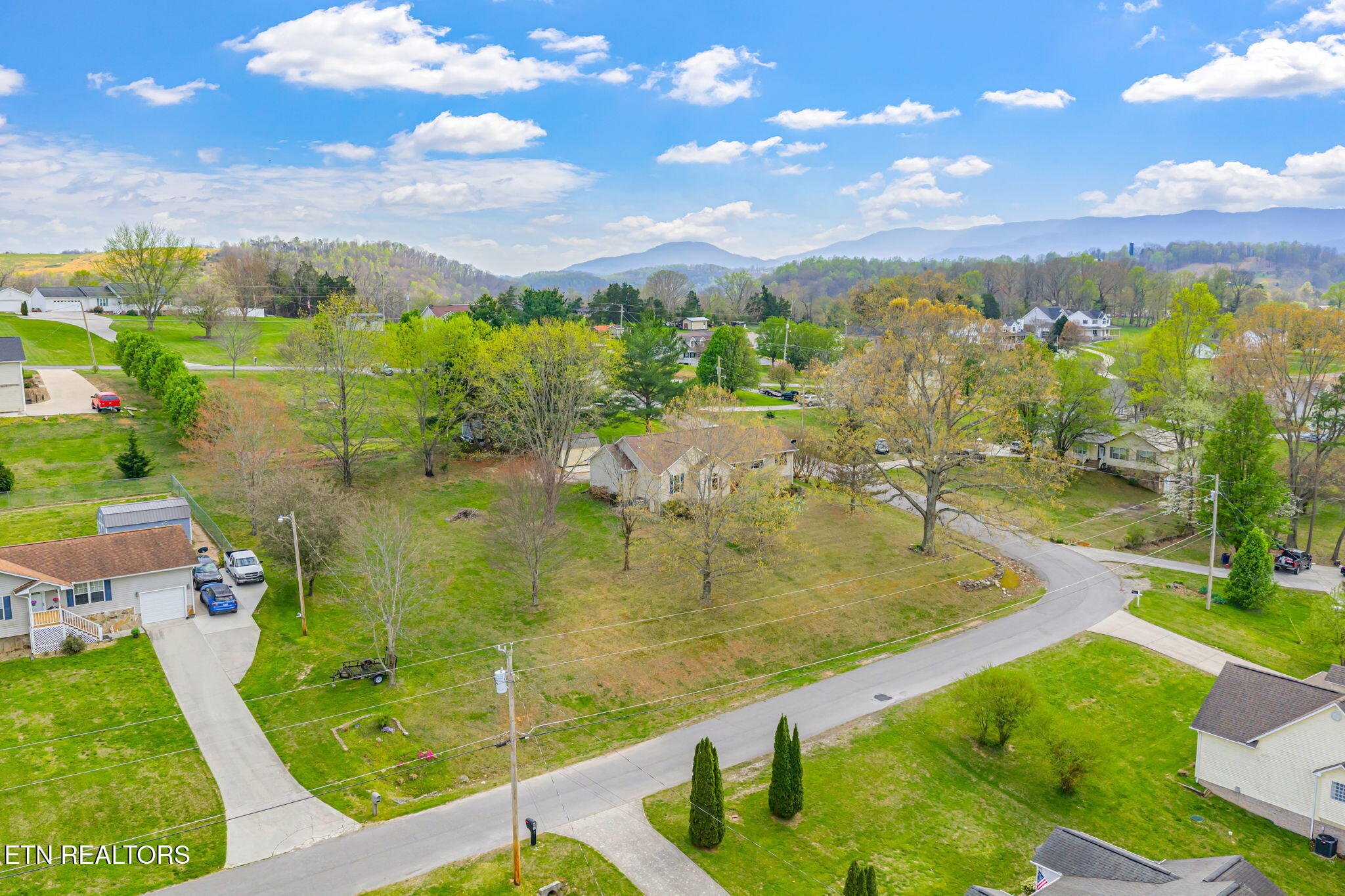 124 Abby Lane Jacksboro TN 37757