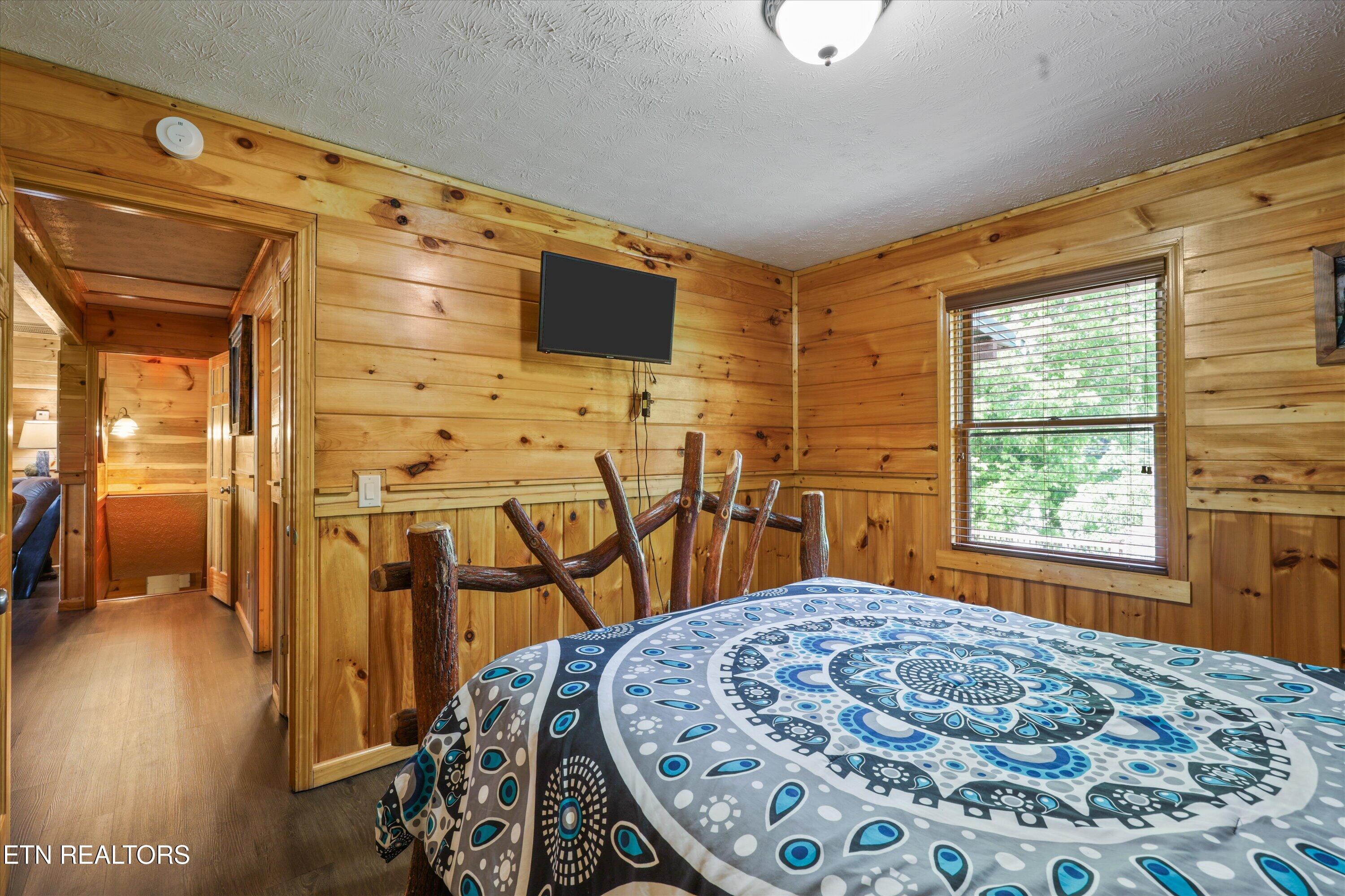 2834 Florence Drive Pigeon Forge TN 37863