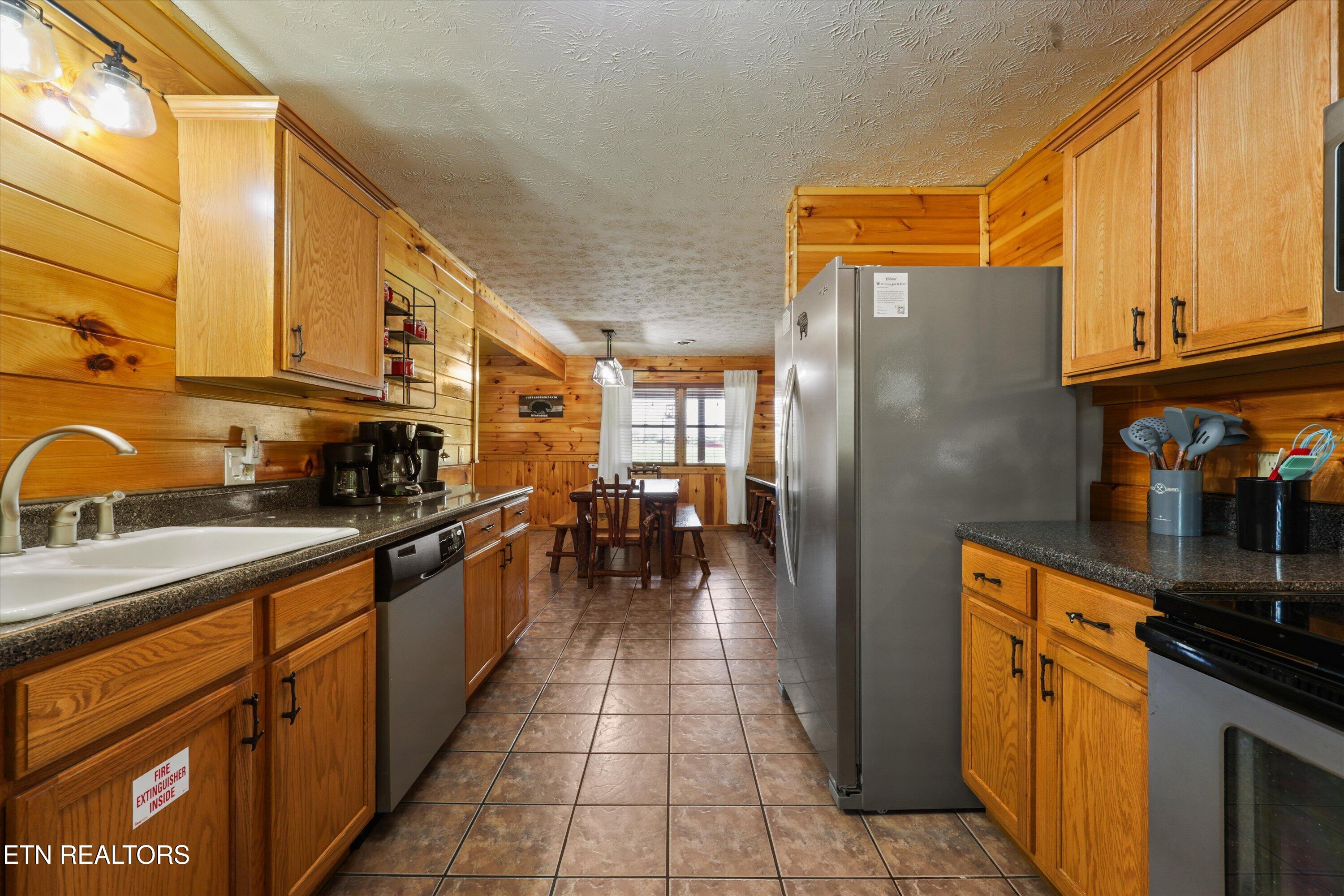 2834 Florence Drive Pigeon Forge TN 37863