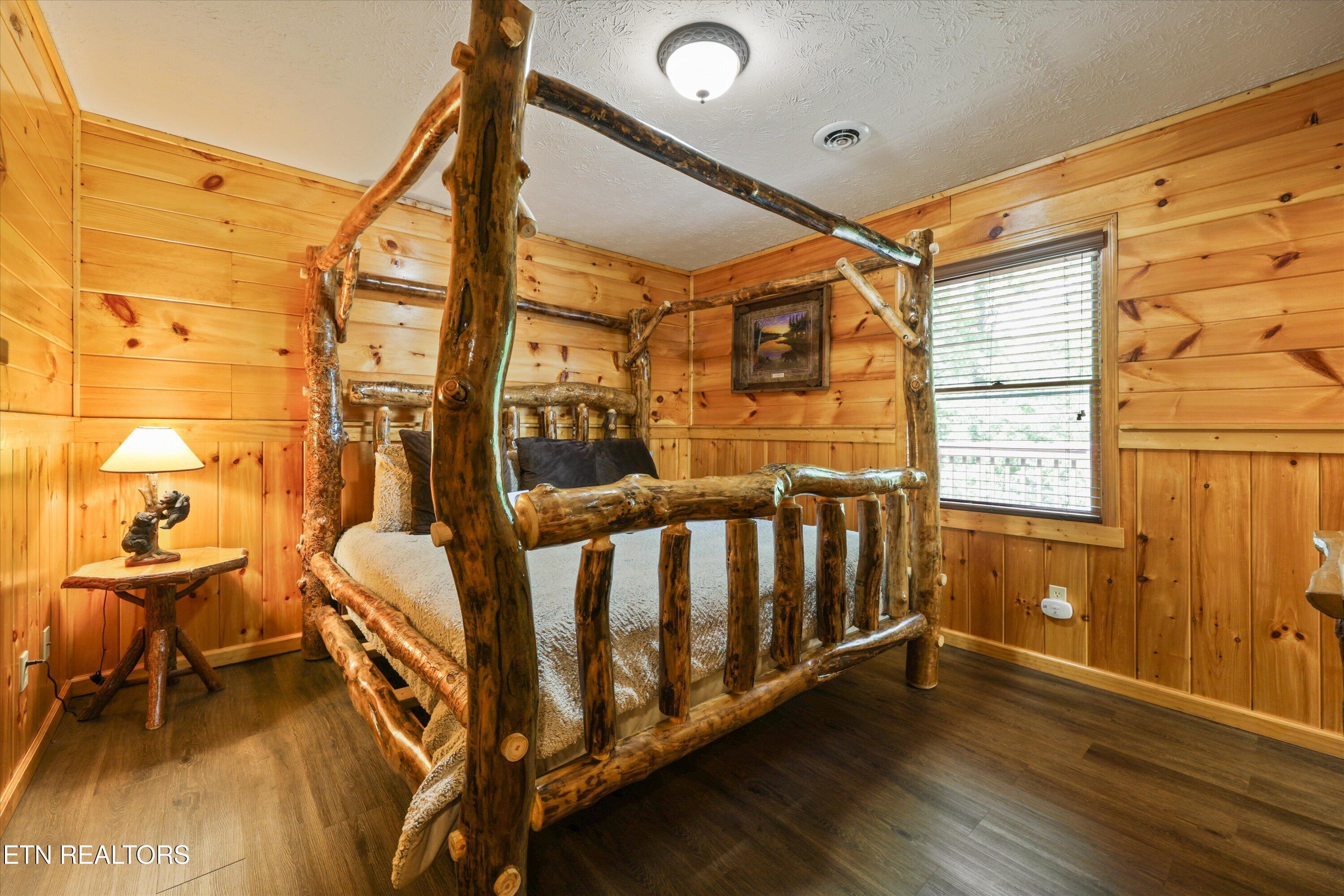 2834 Florence Drive Pigeon Forge TN 37863