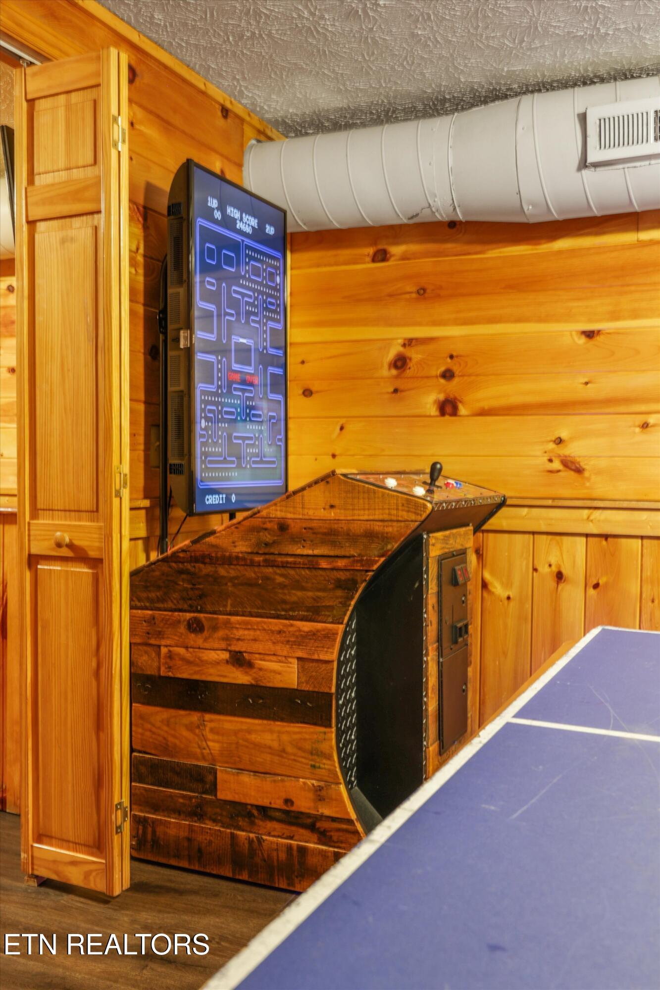 2834 Florence Drive Pigeon Forge TN 37863