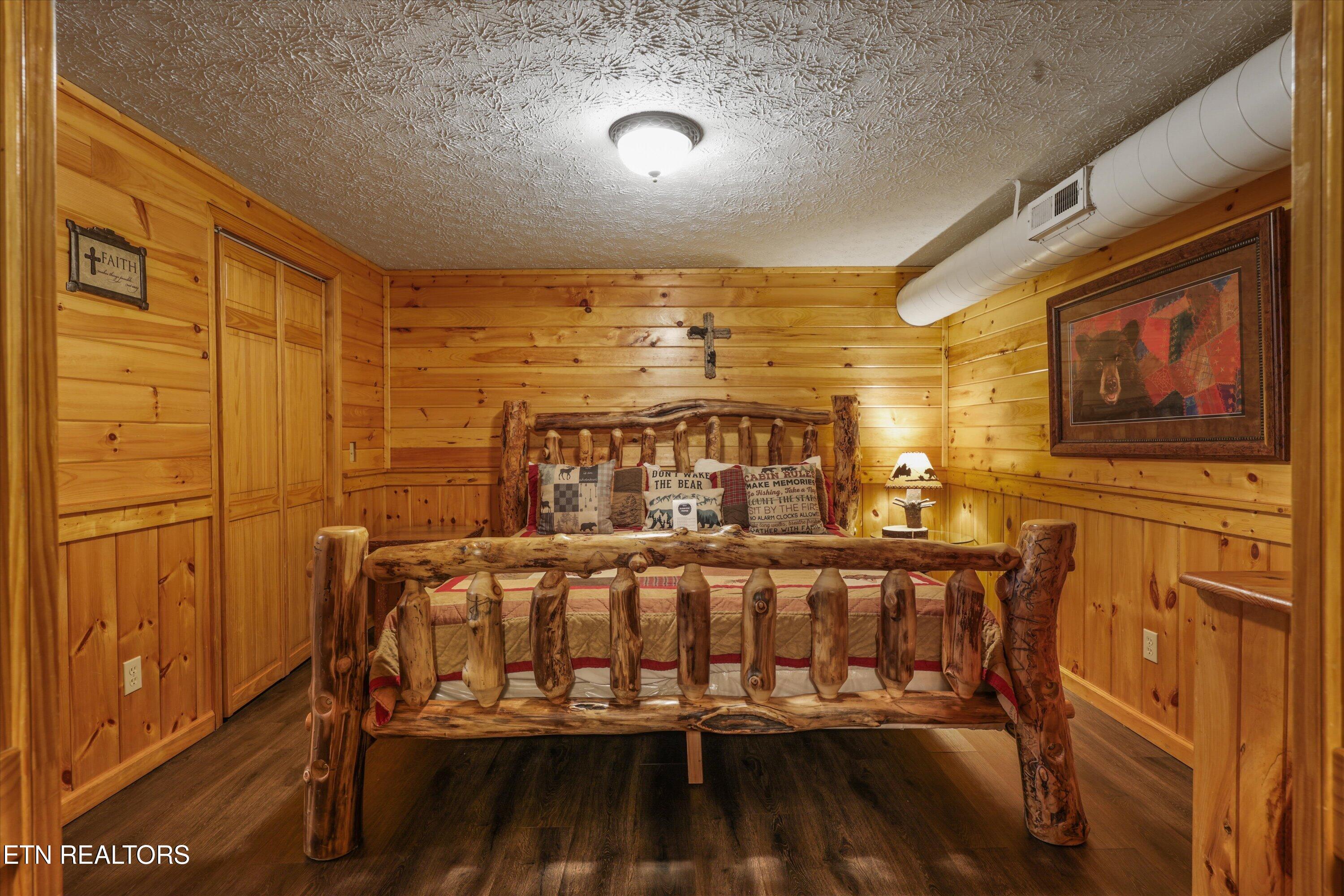 2834 Florence Drive Pigeon Forge TN 37863