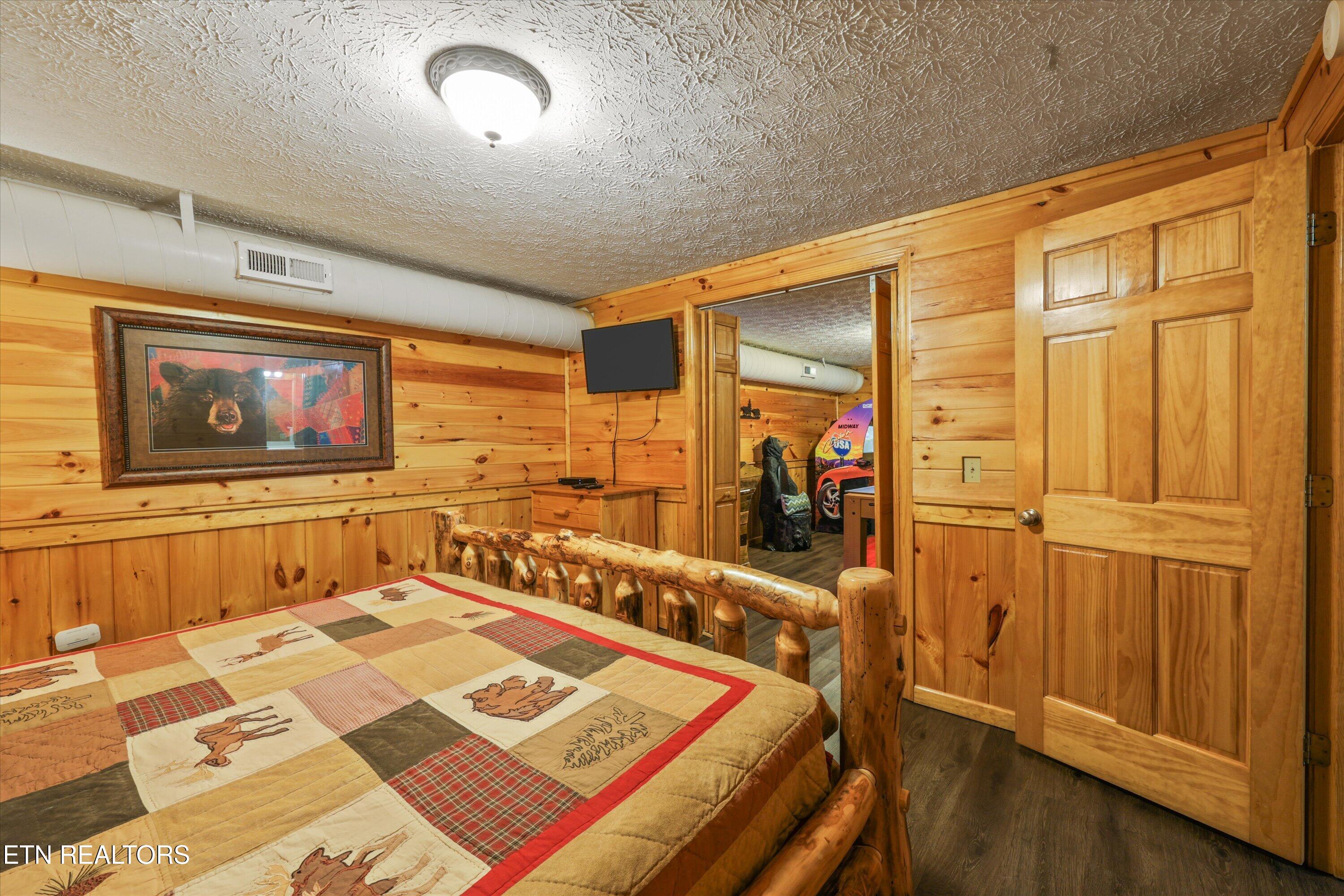 2834 Florence Drive Pigeon Forge TN 37863