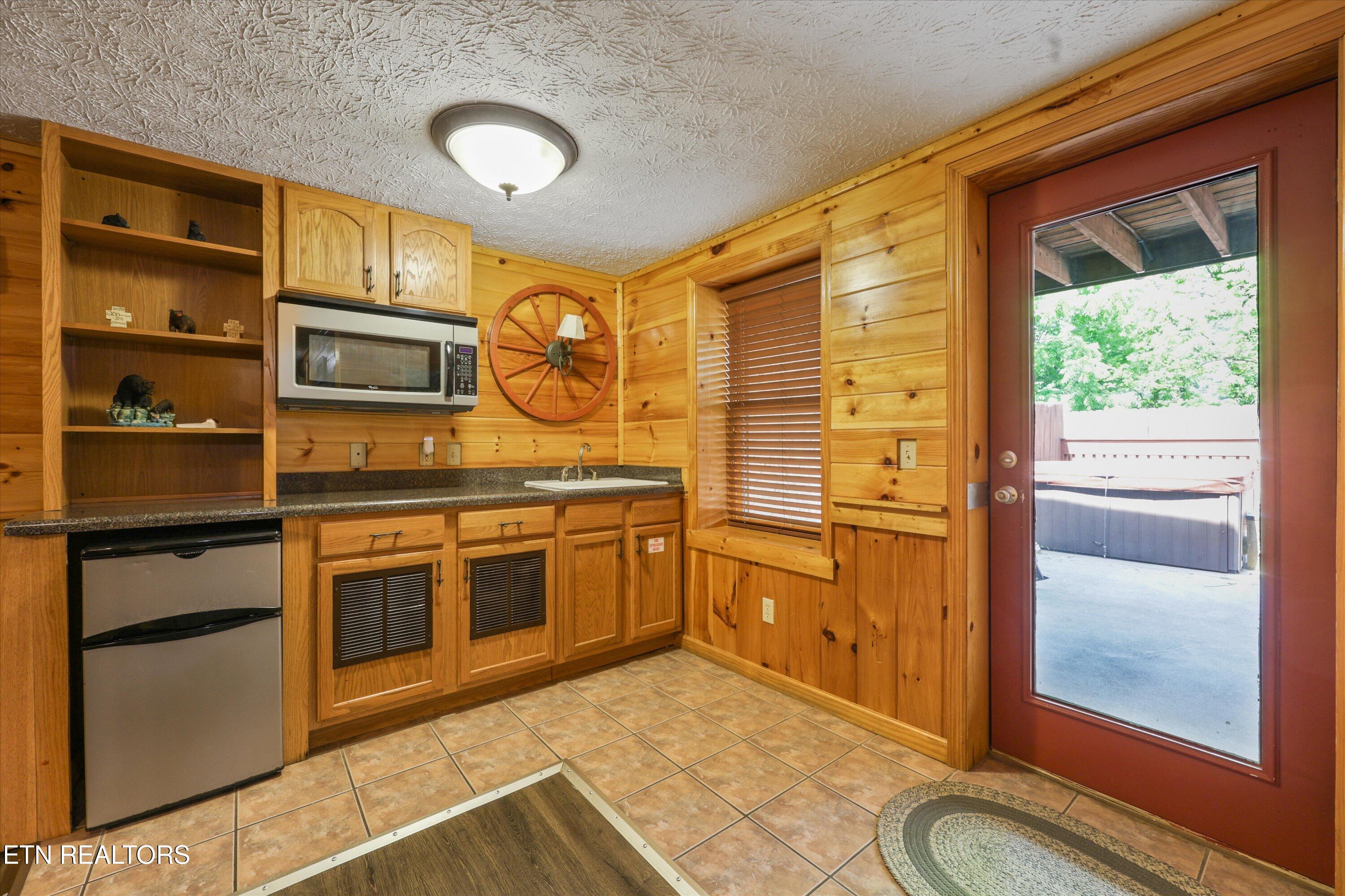 2834 Florence Drive Pigeon Forge TN 37863