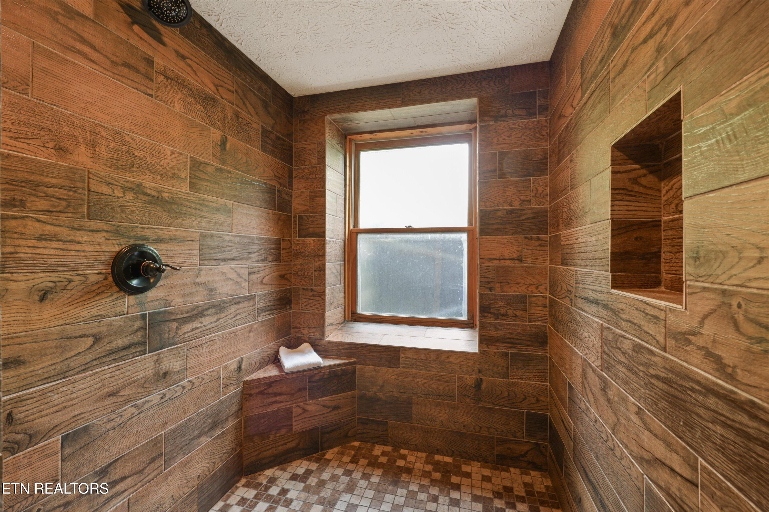 2834 Florence Drive Pigeon Forge TN 37863