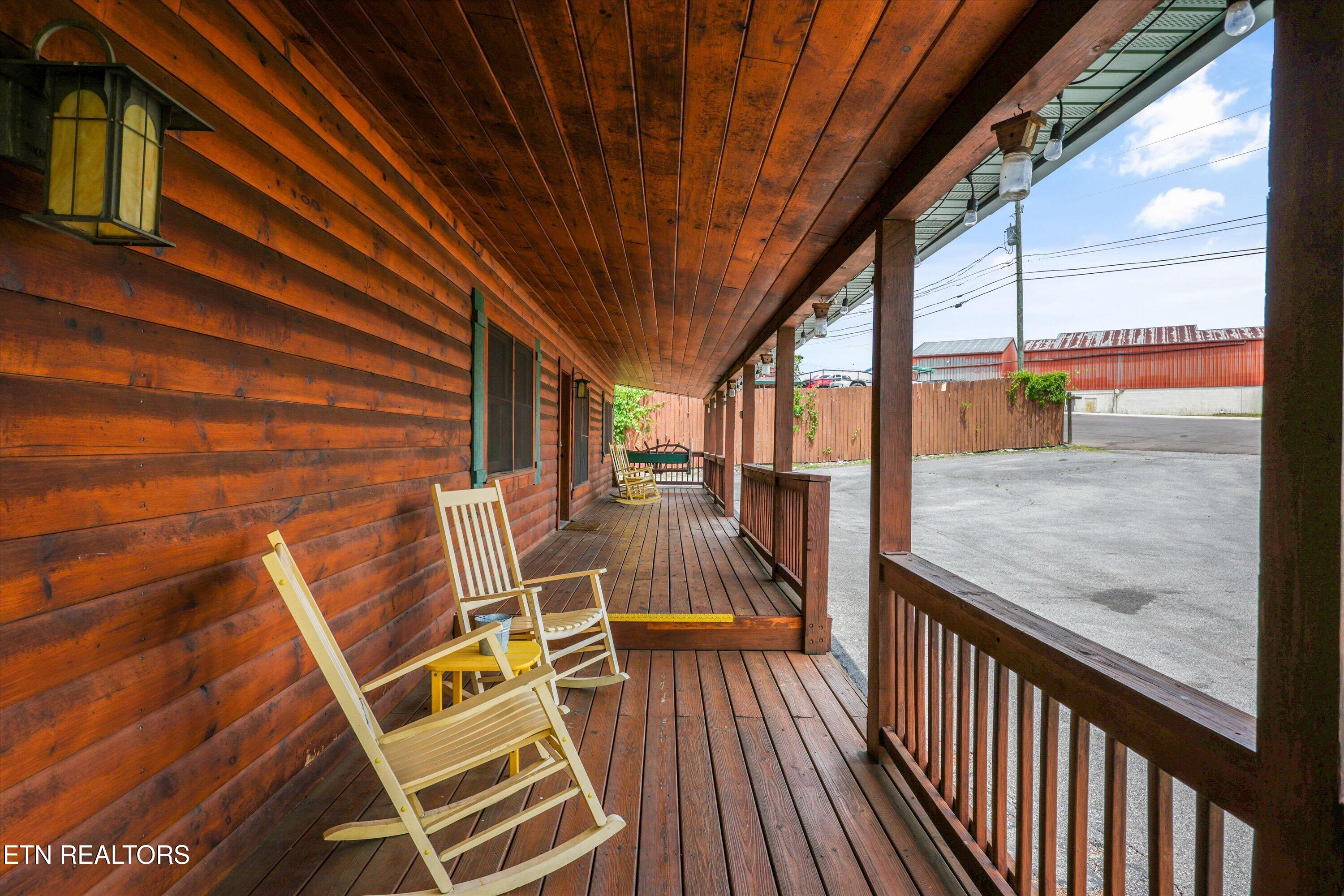 2834 Florence Drive Pigeon Forge TN 37863