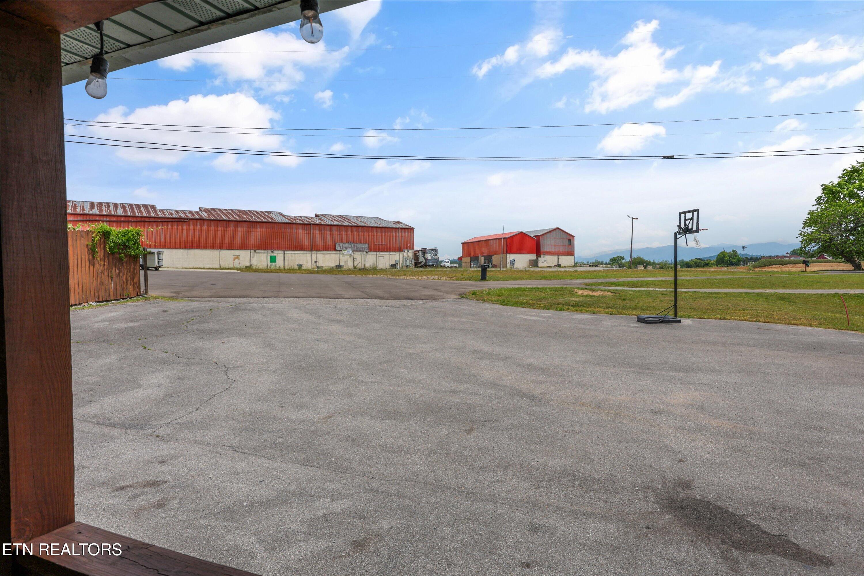 2834 Florence Drive Pigeon Forge TN 37863