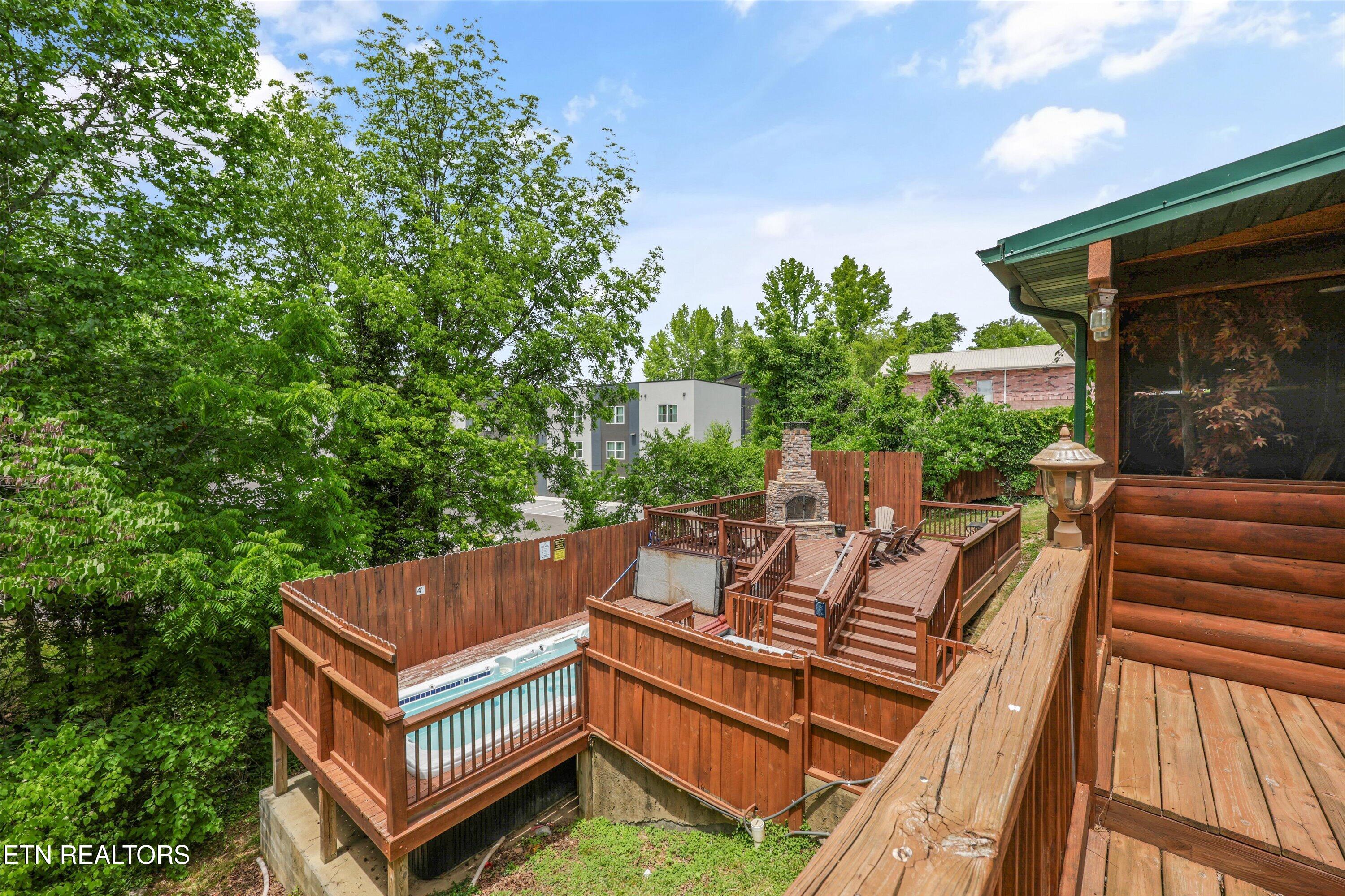 2834 Florence Drive Pigeon Forge TN 37863