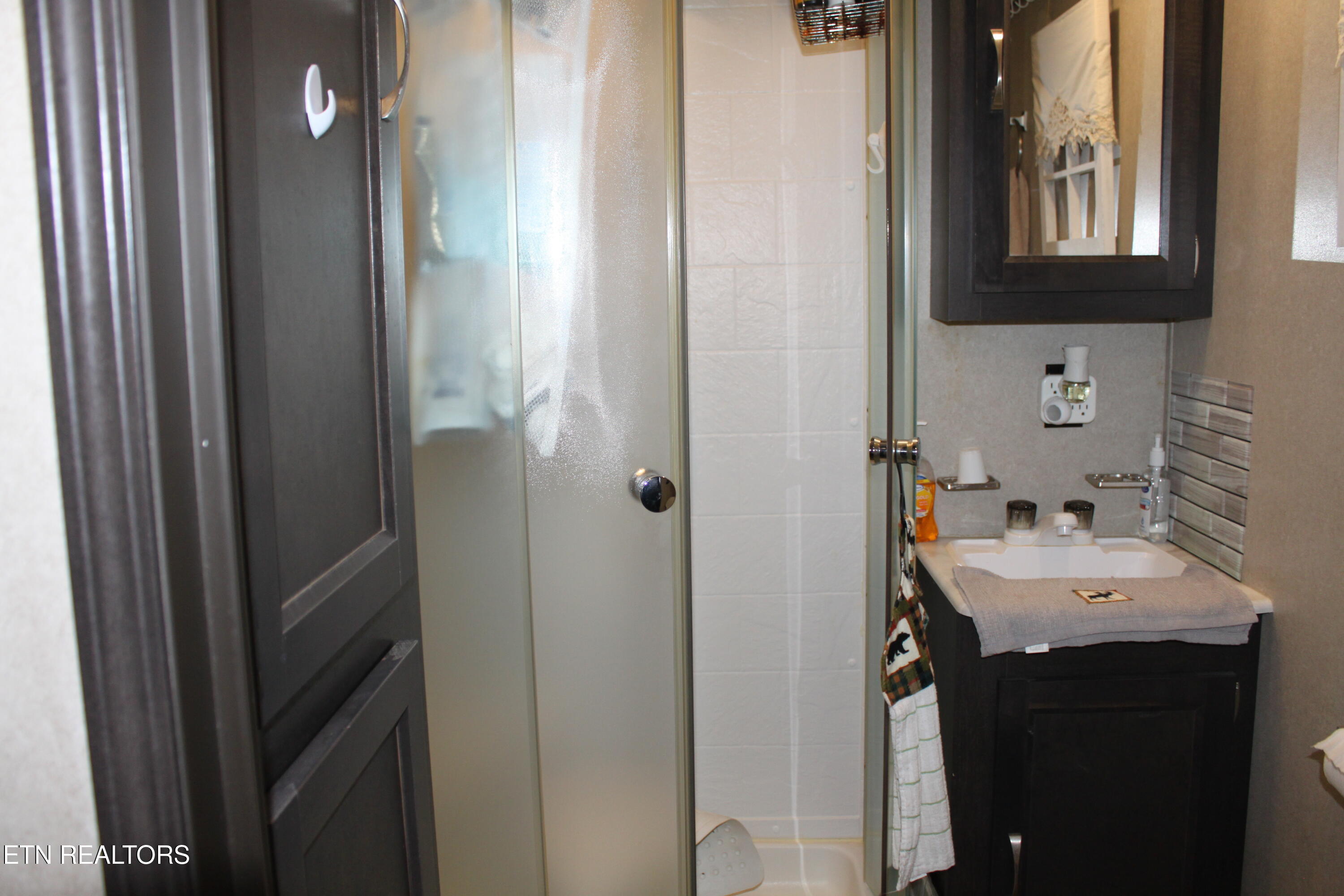 299 Harmony Way Cosby TN 37722