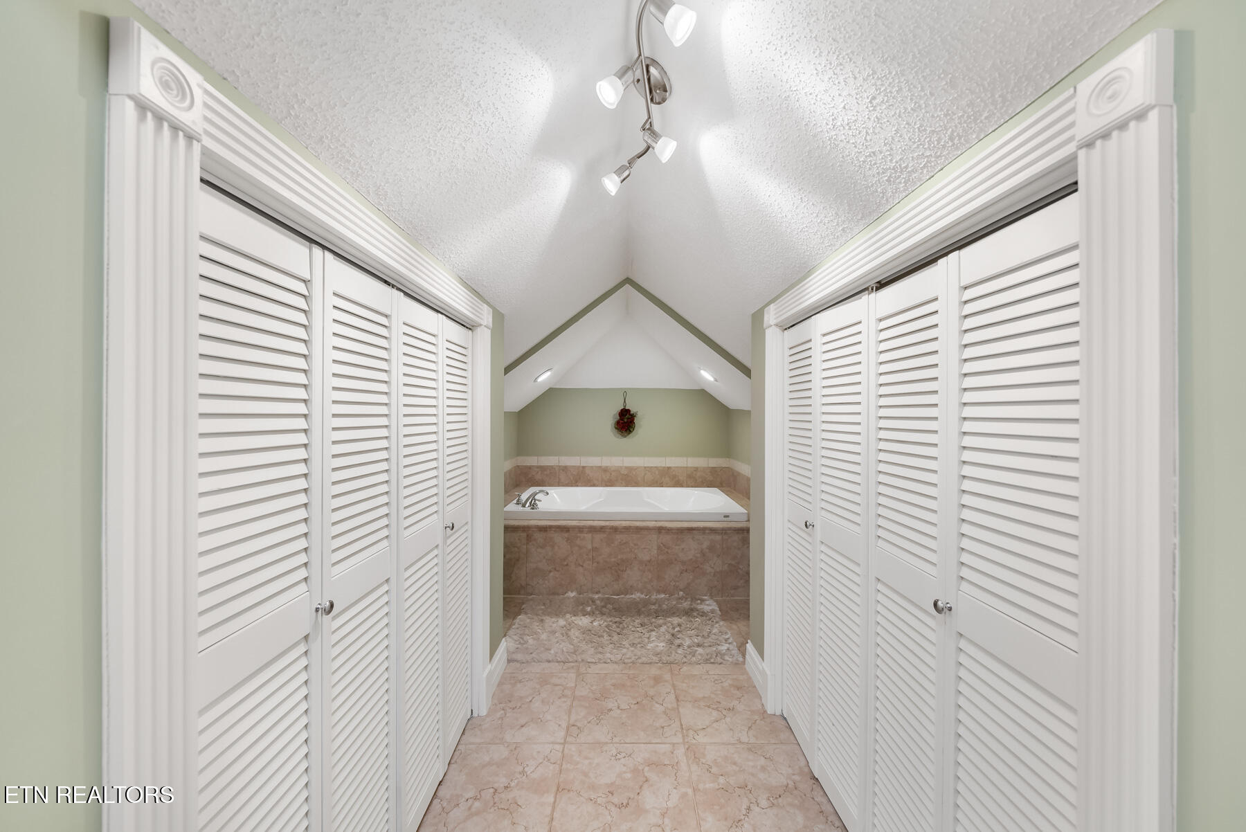159 Glenwood Drive Fairfield Glade TN 38558