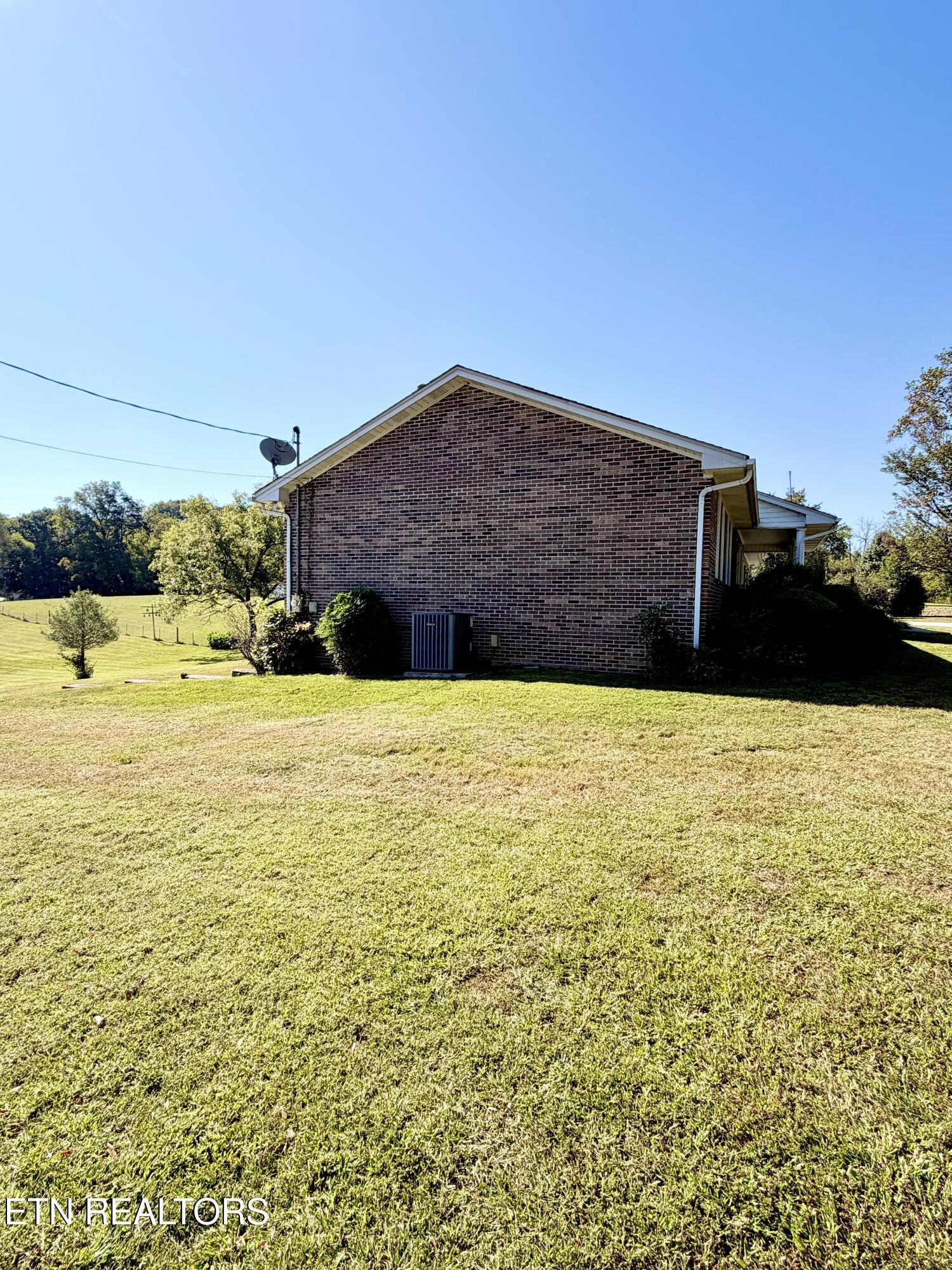 1922 N Charles G Seivers Boulevard Clinton TN 37716