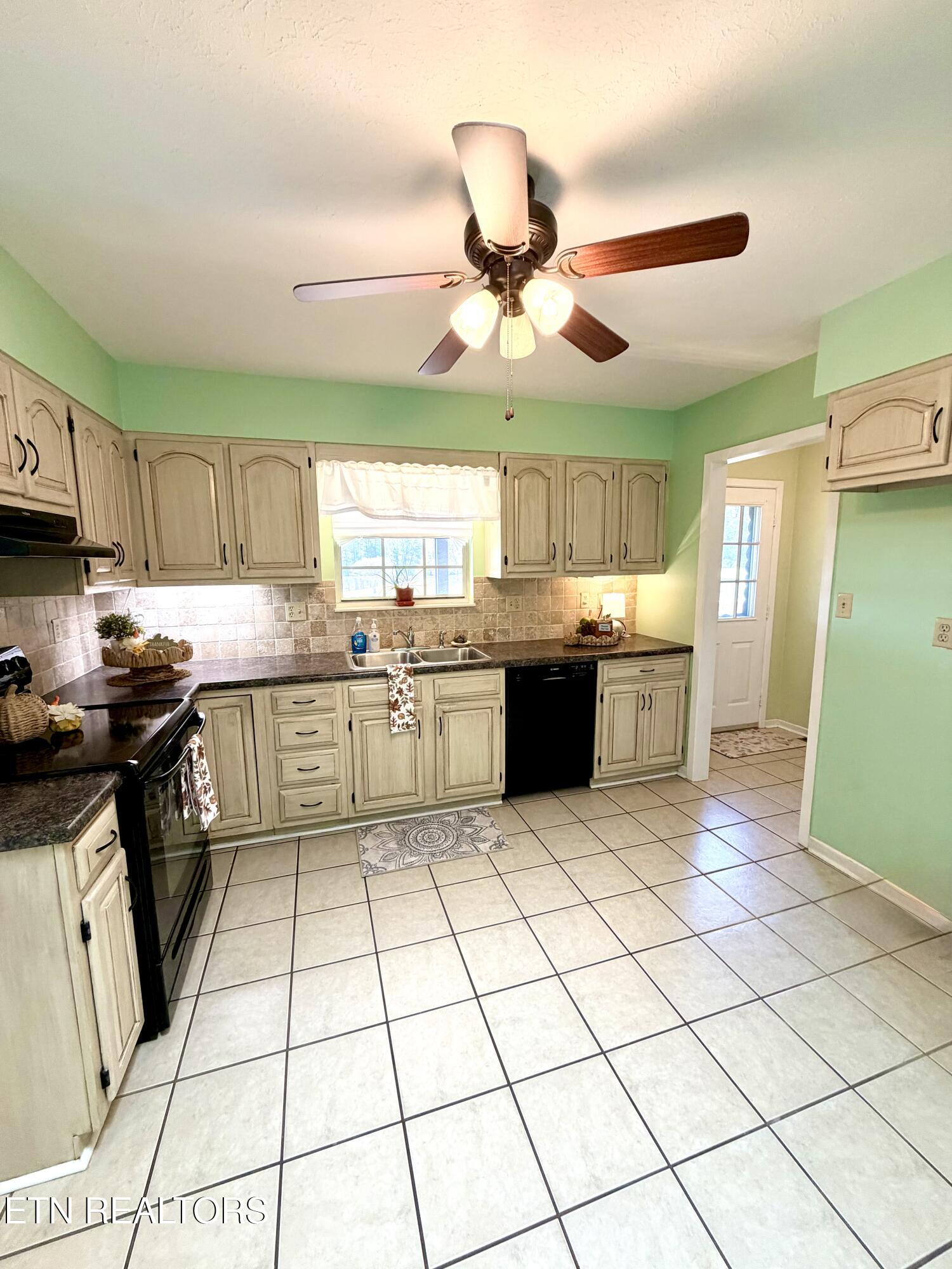 1922 N Charles G Seivers Boulevard Clinton TN 37716