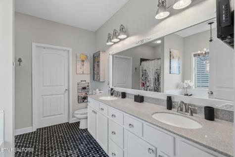 161 Twilight Boulevard Sharps Chapel TN 37866