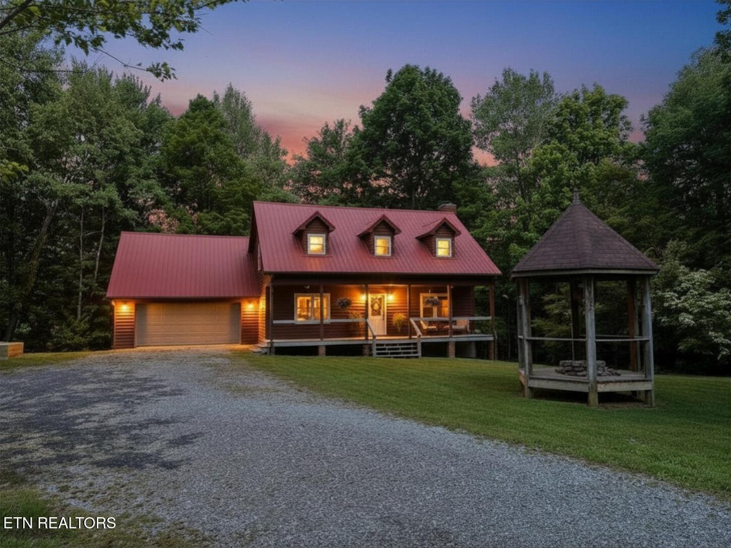 320 Reed Place Monterey TN 38574