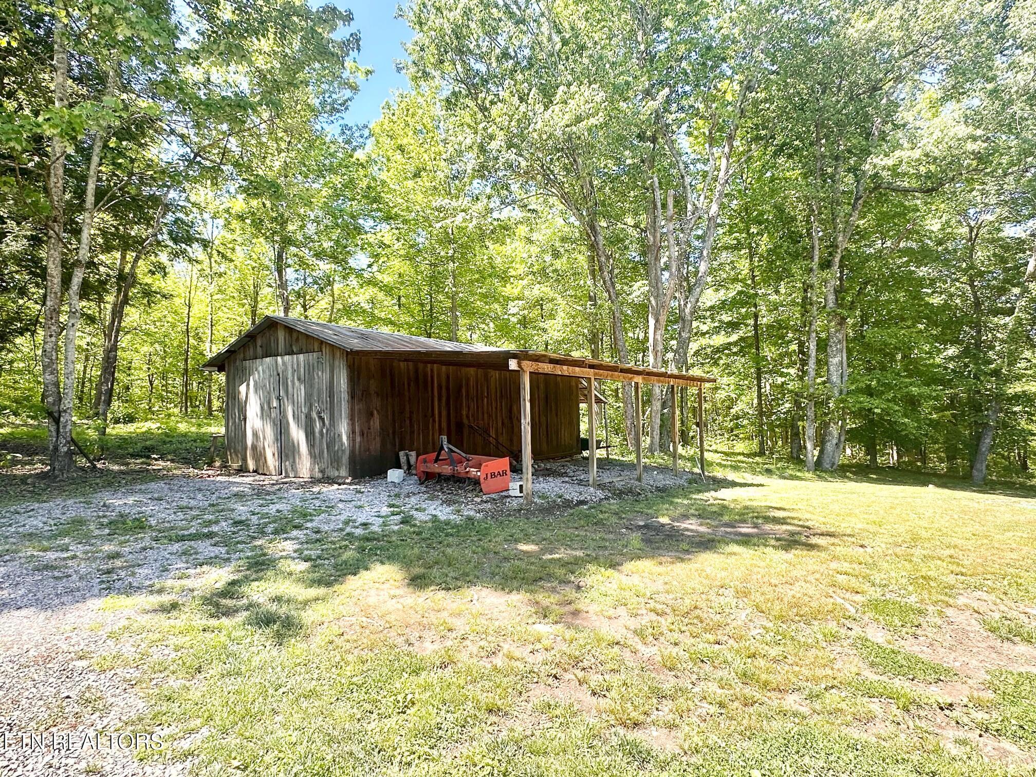 320 Reed Place Monterey TN 38574