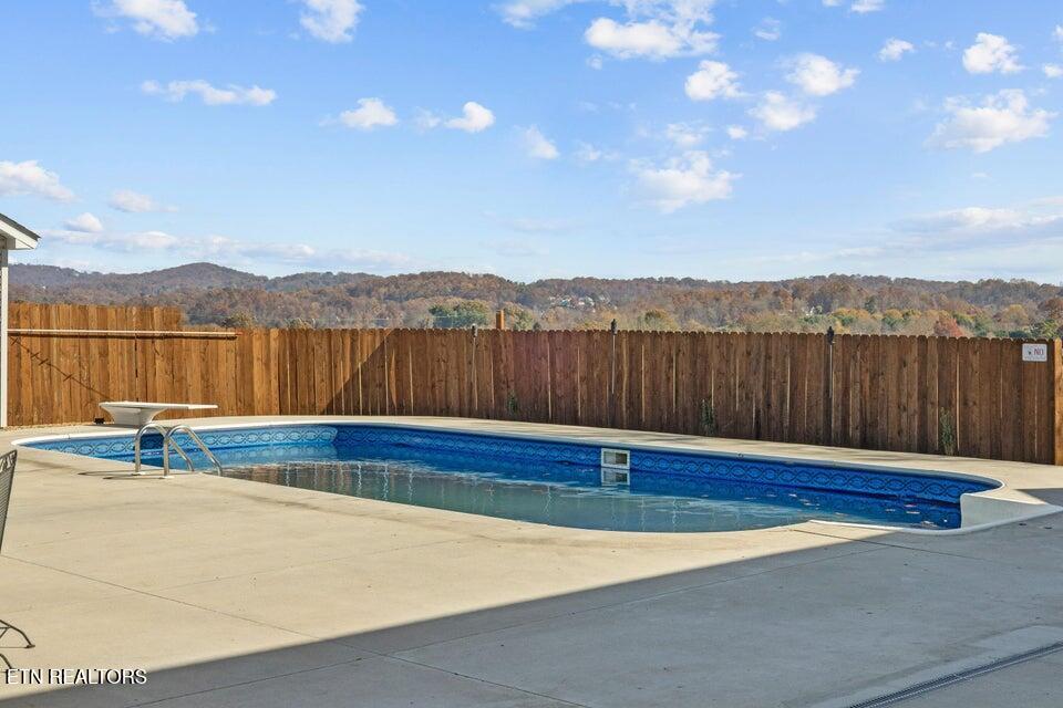 6130 James Cline Road Talbott TN 37877