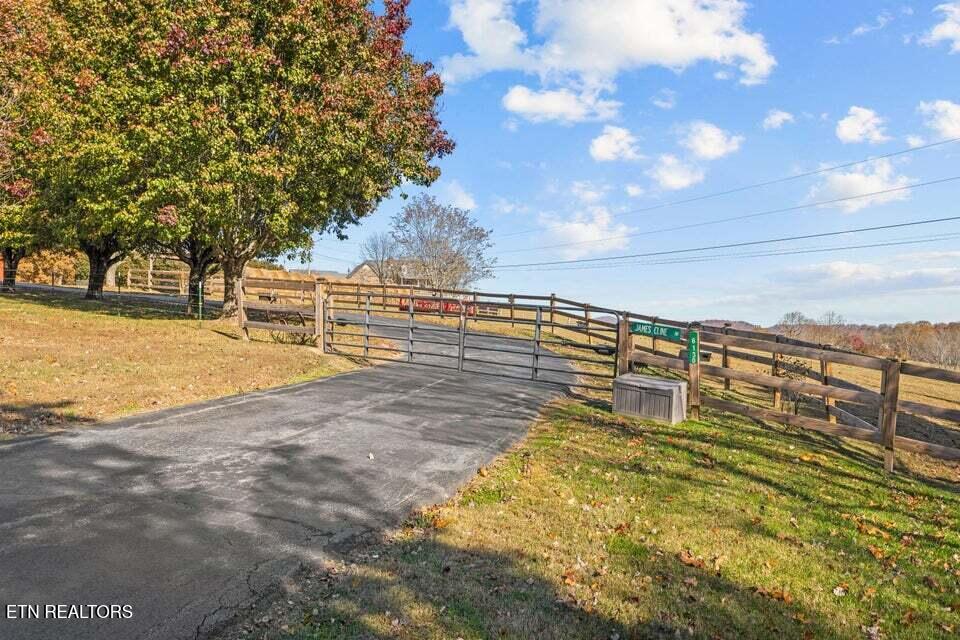 6130 James Cline Road Talbott TN 37877