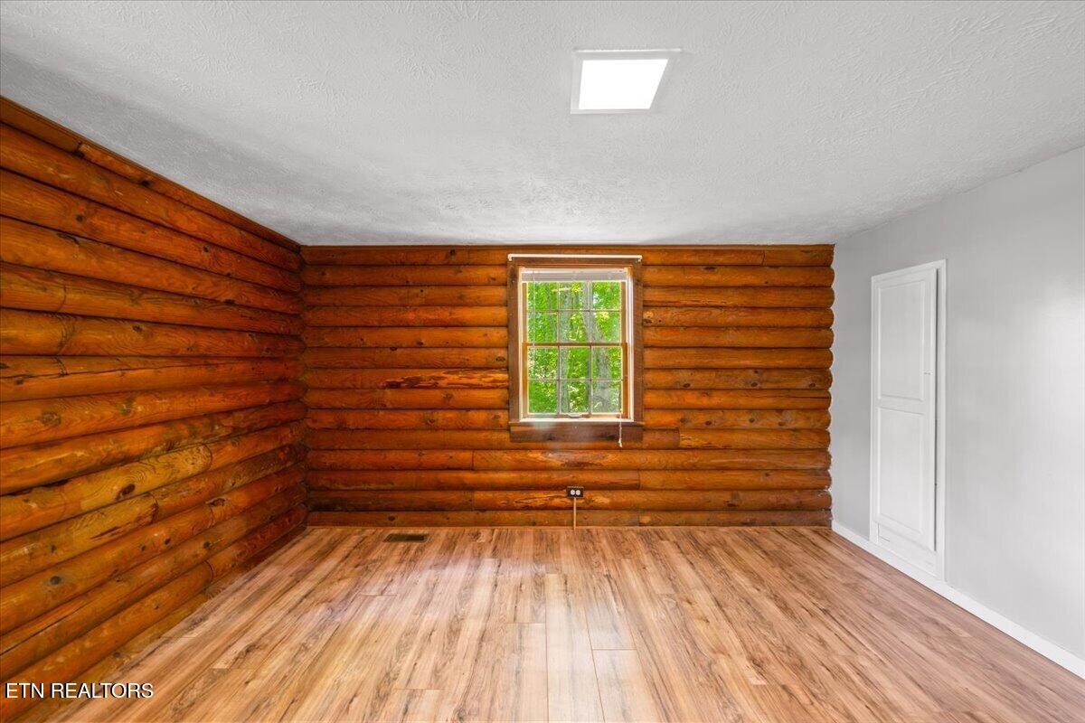 186 Indian Creek Road Jacksboro TN 37757