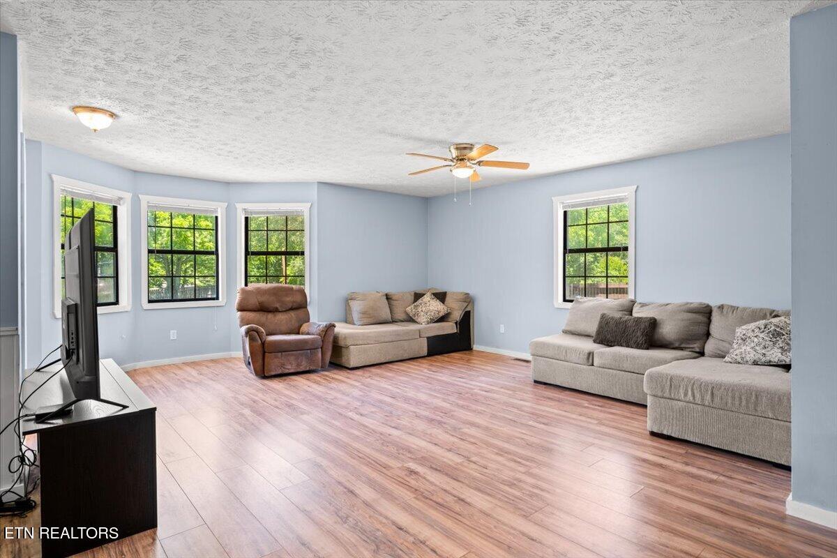 186 Indian Creek Road Jacksboro TN 37757