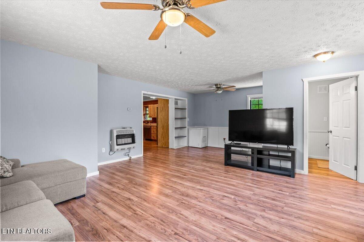 186 Indian Creek Road Jacksboro TN 37757