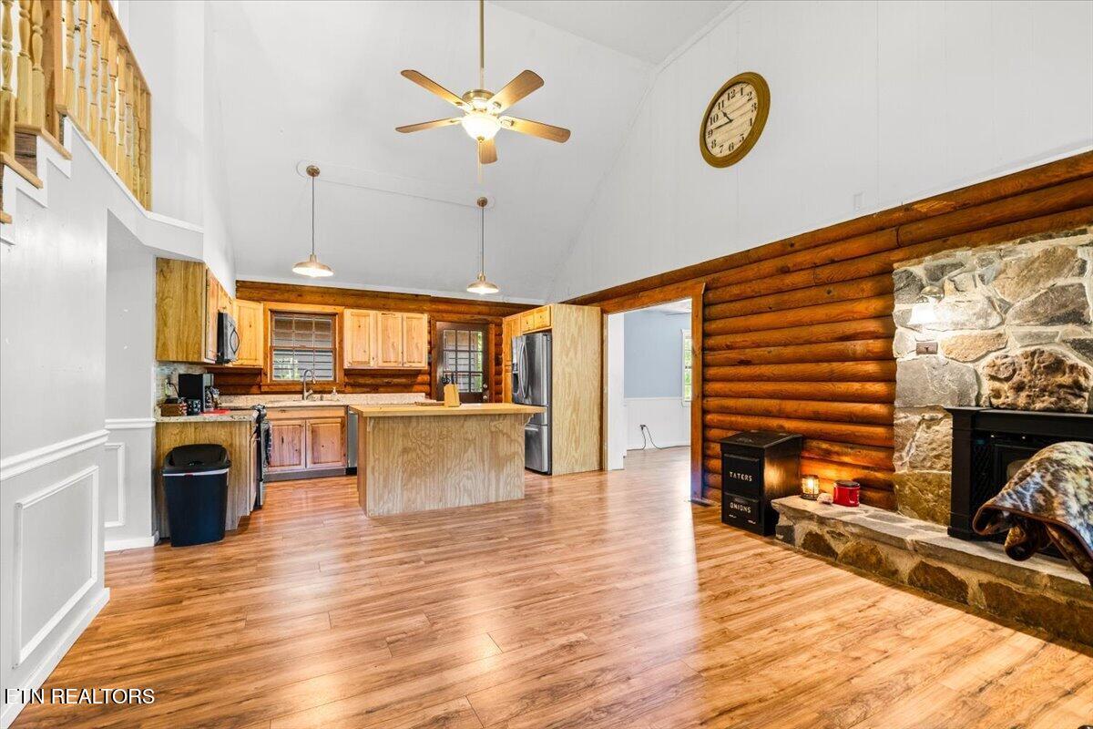 186 Indian Creek Road Jacksboro TN 37757