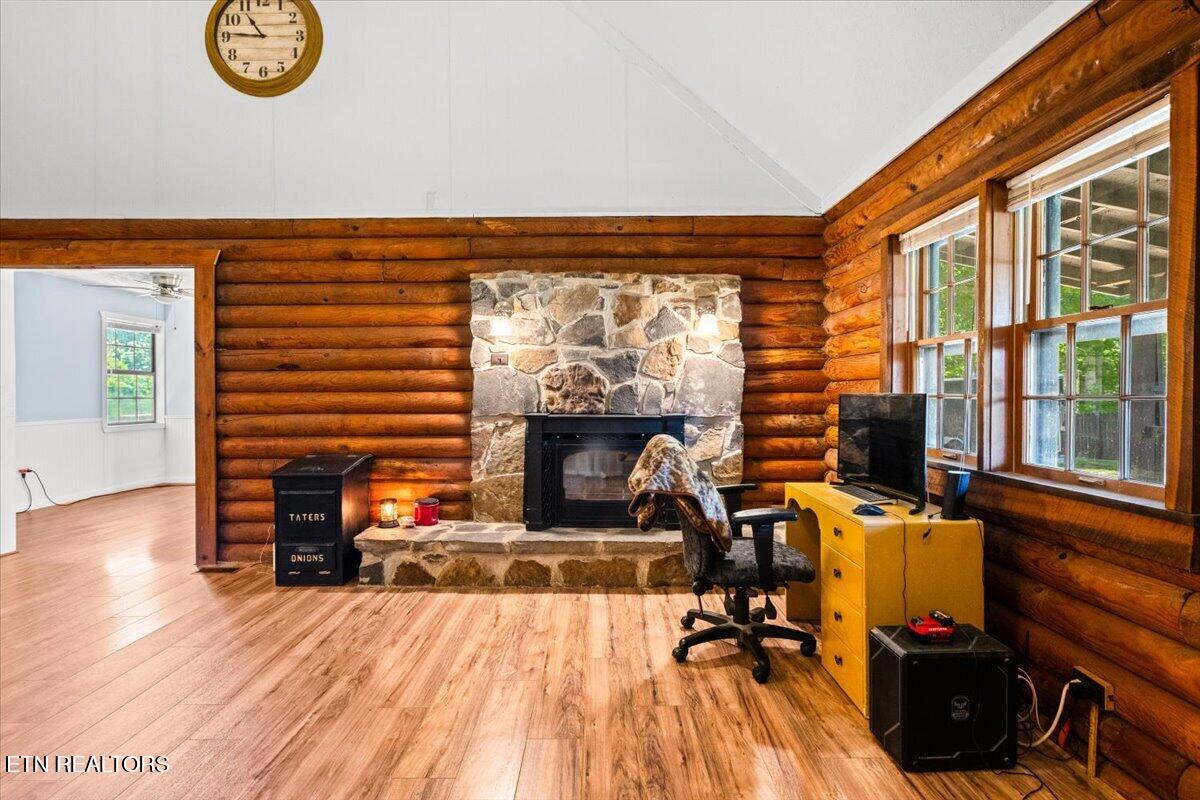 186 Indian Creek Road Jacksboro TN 37757