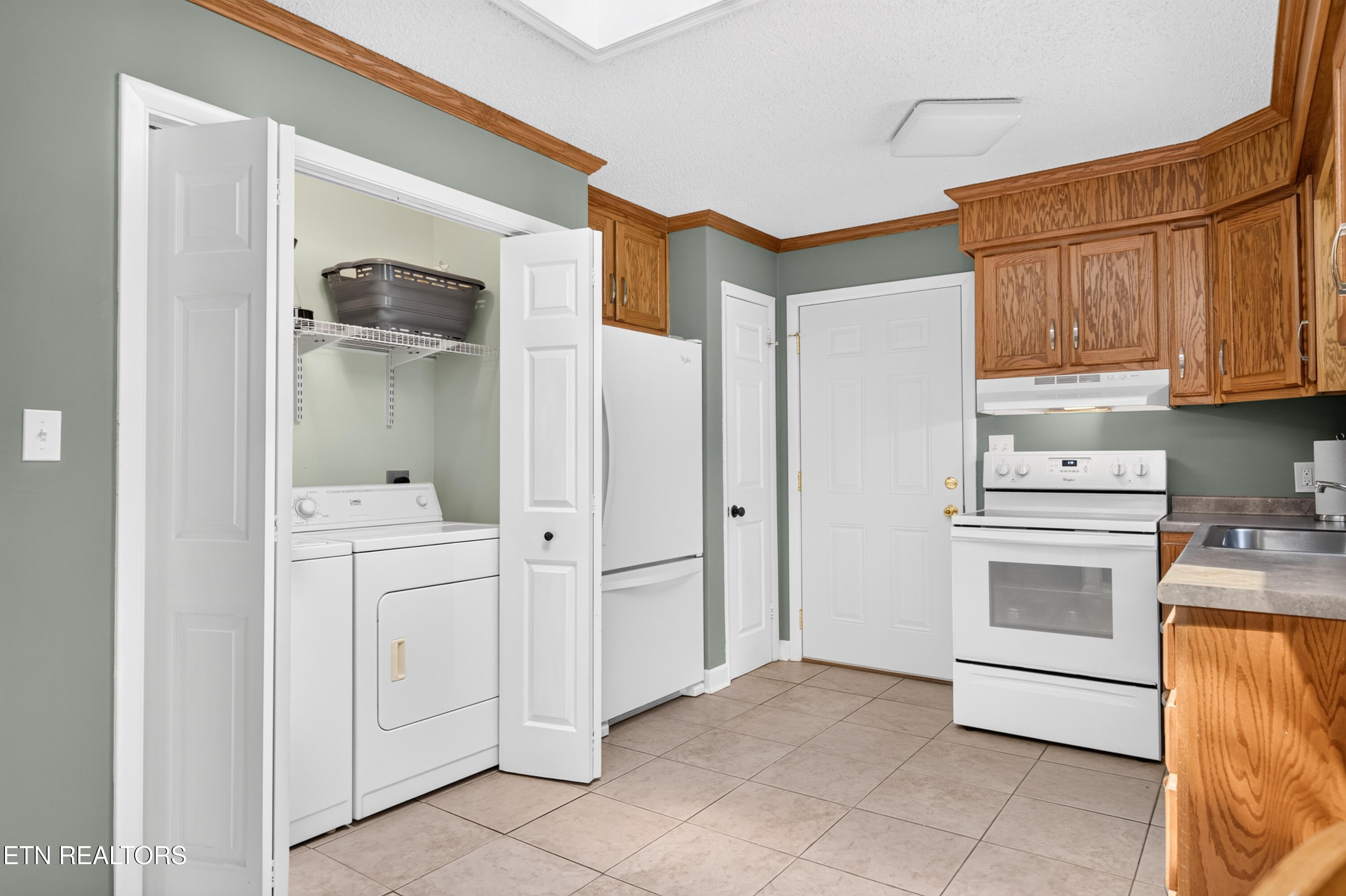 36 Druid Circle Crossville TN 38558