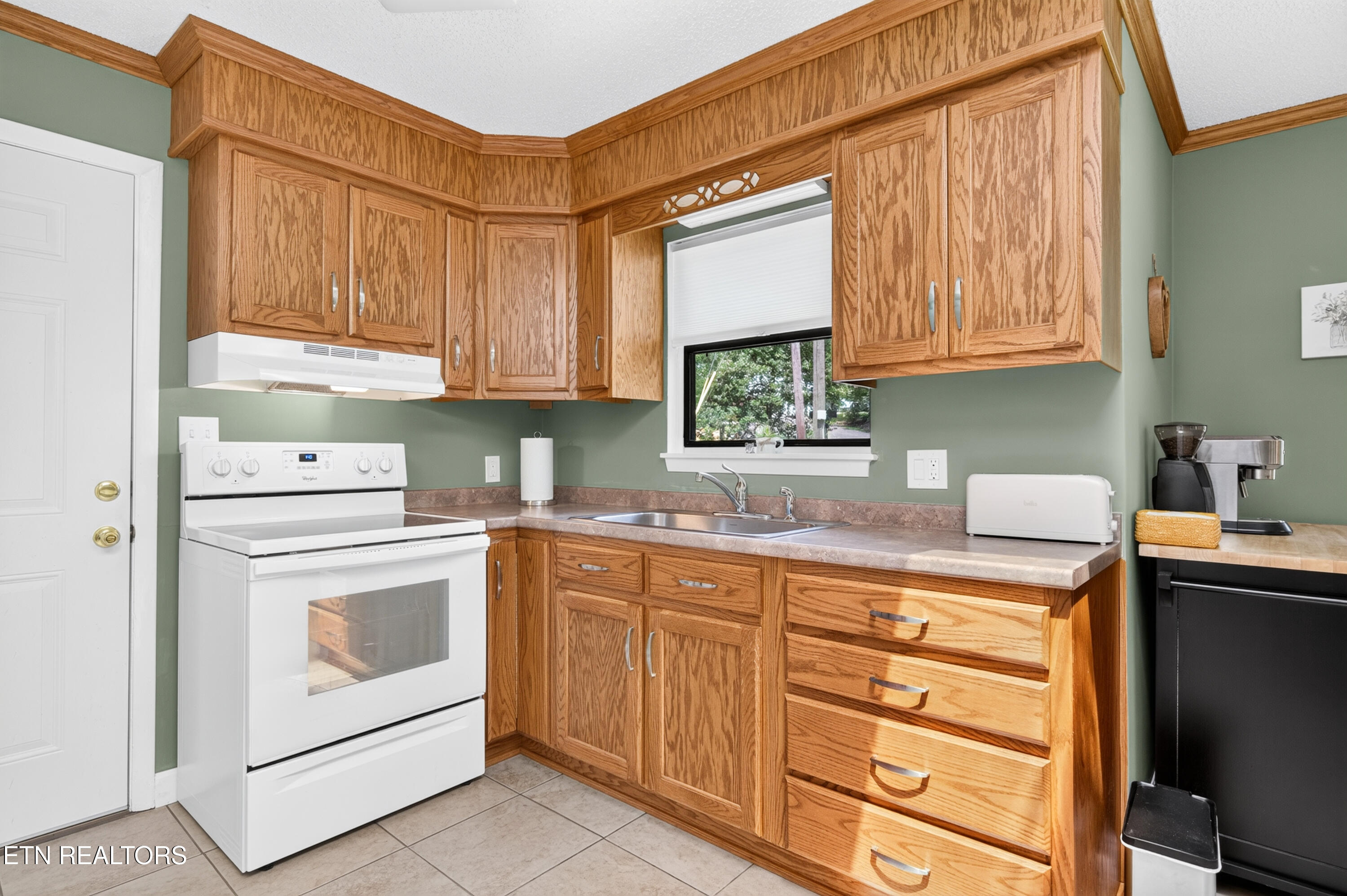 36 Druid Circle Crossville TN 38558