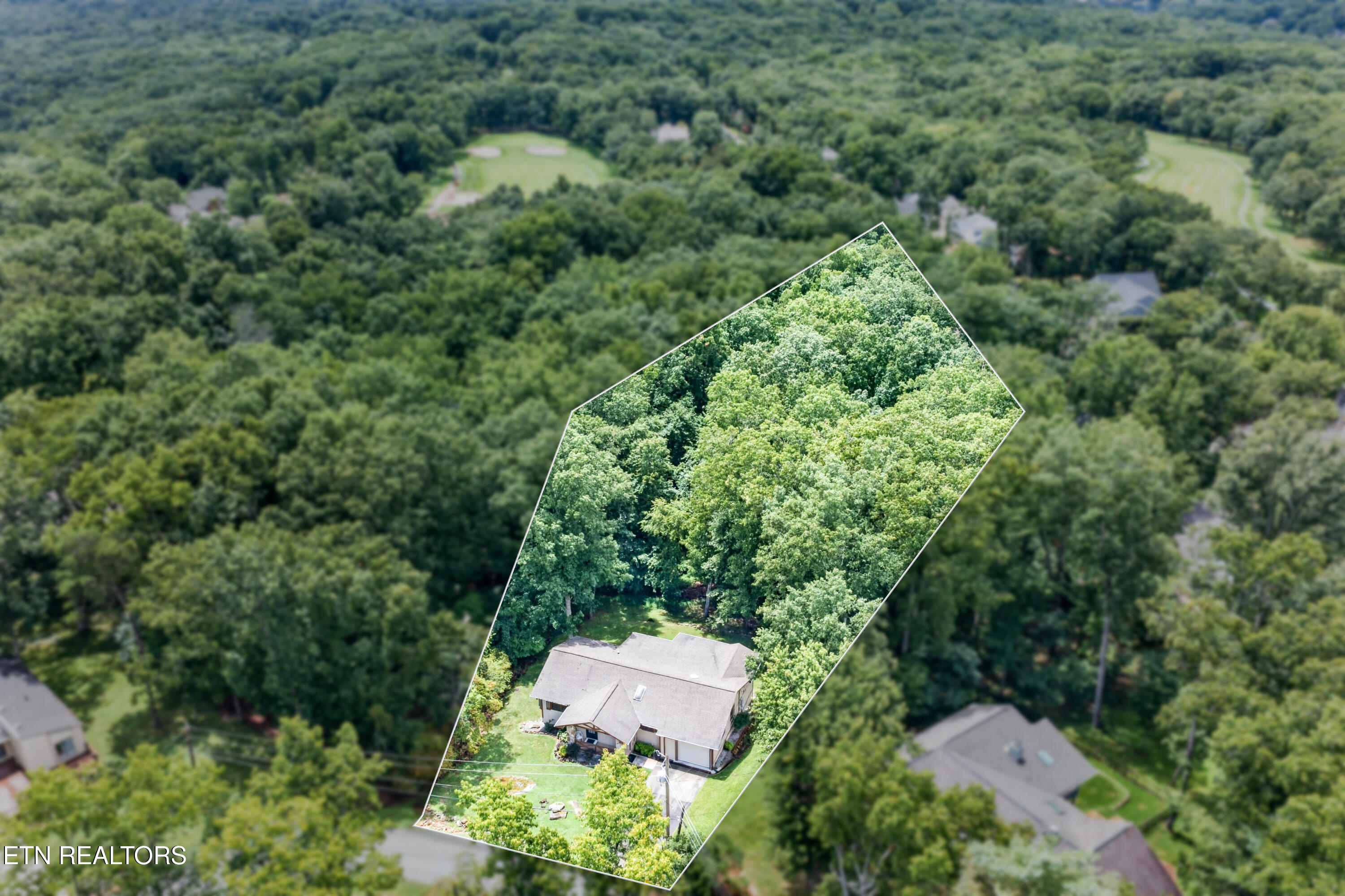 36 Druid Circle Crossville TN 38558