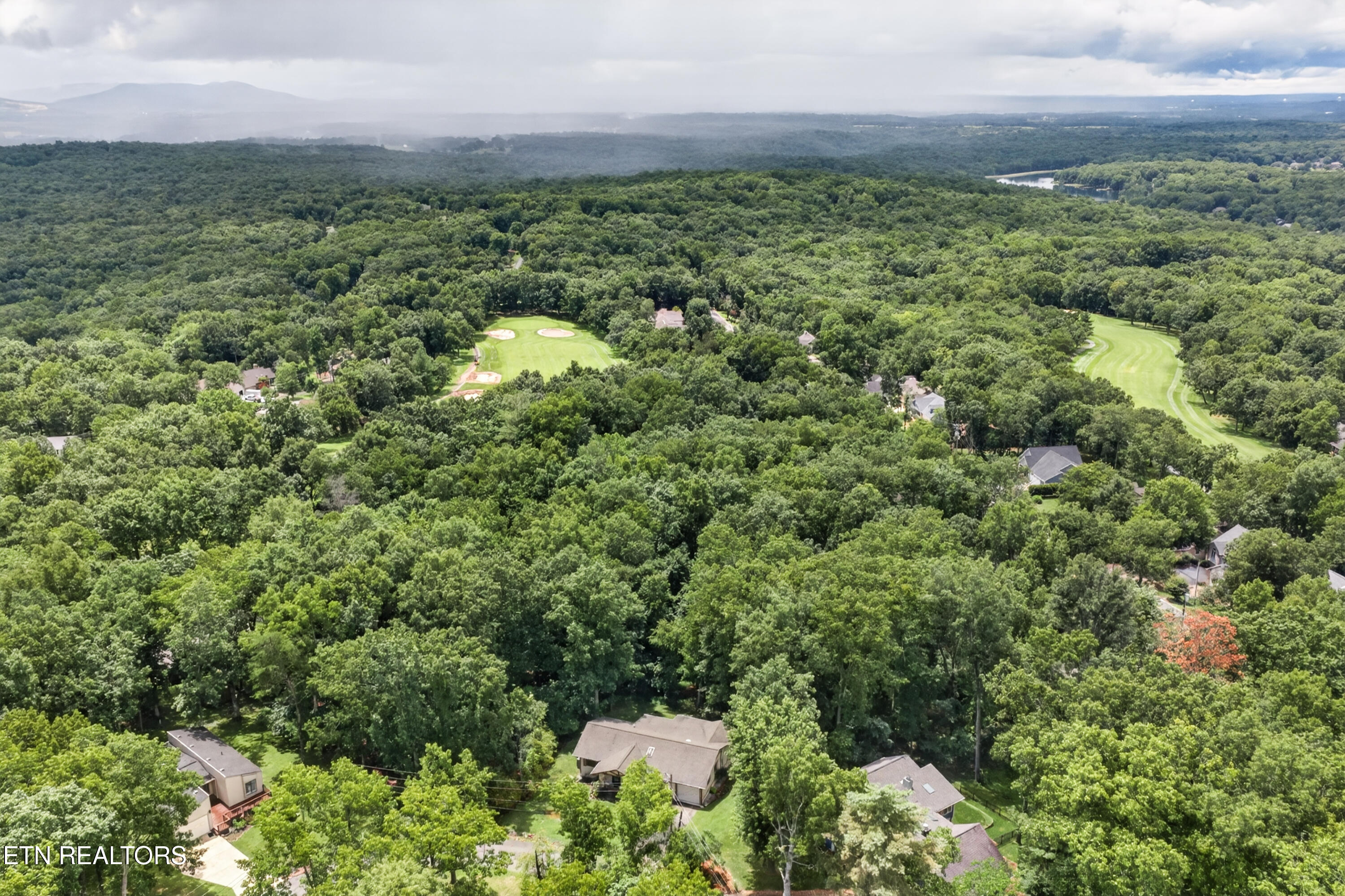 36 Druid Circle Crossville TN 38558