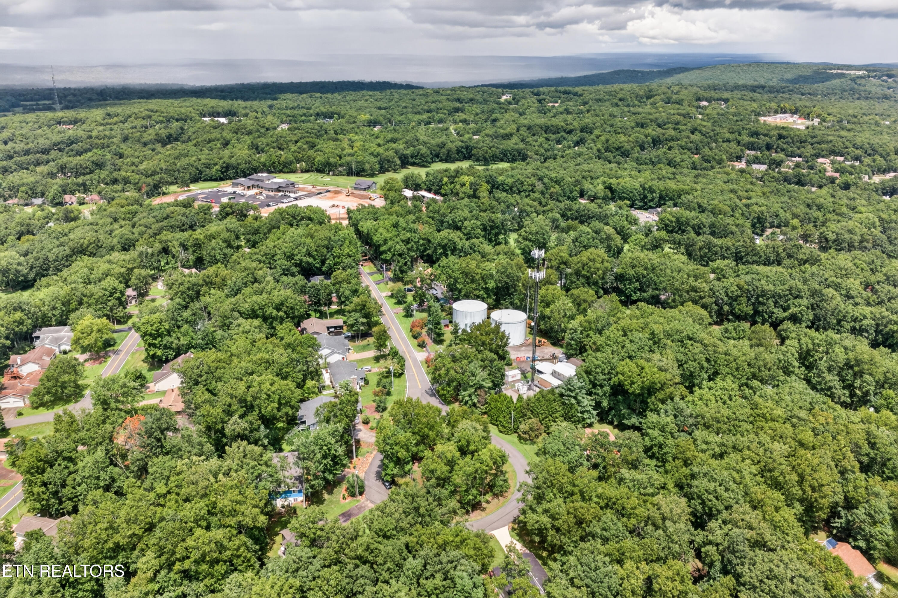36 Druid Circle Crossville TN 38558