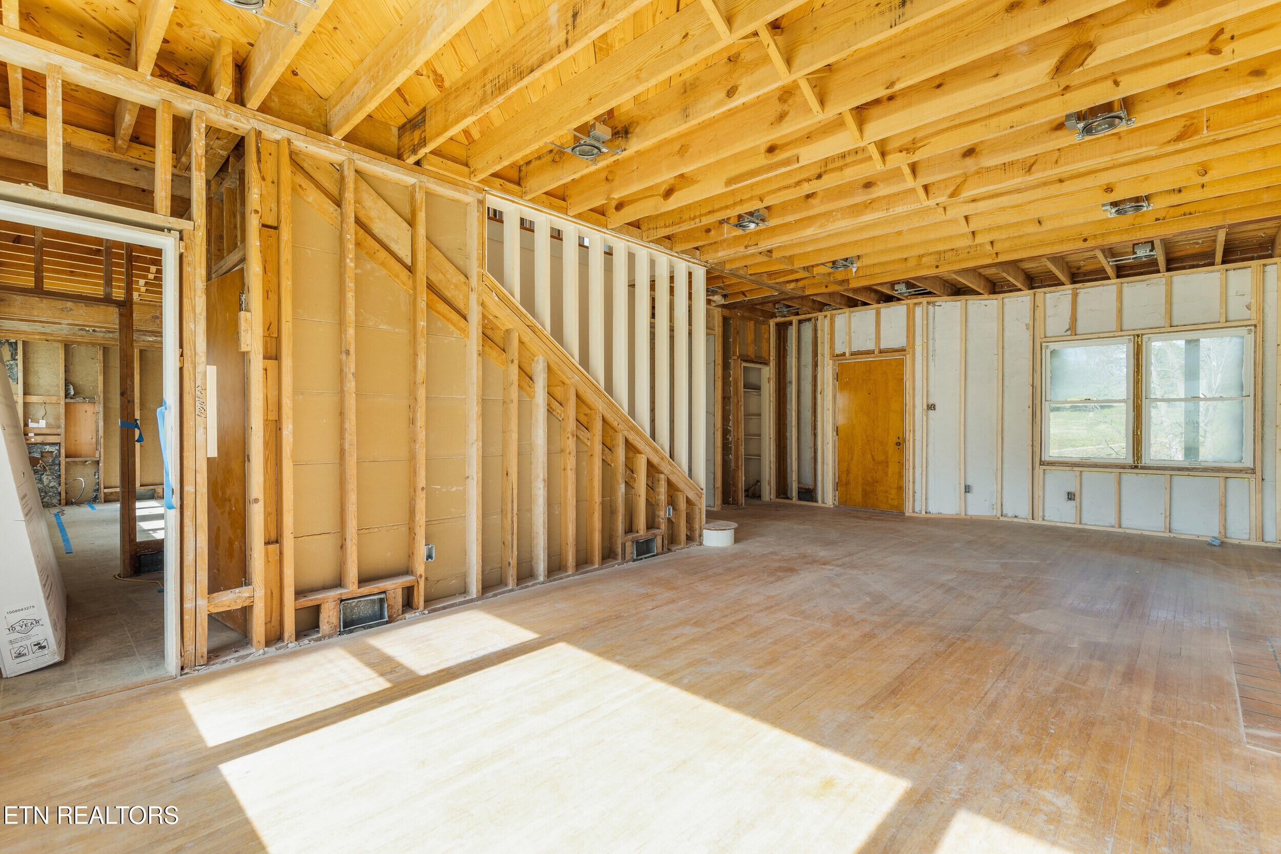 16408 U.s. 11 E Lenoir City TN 37772