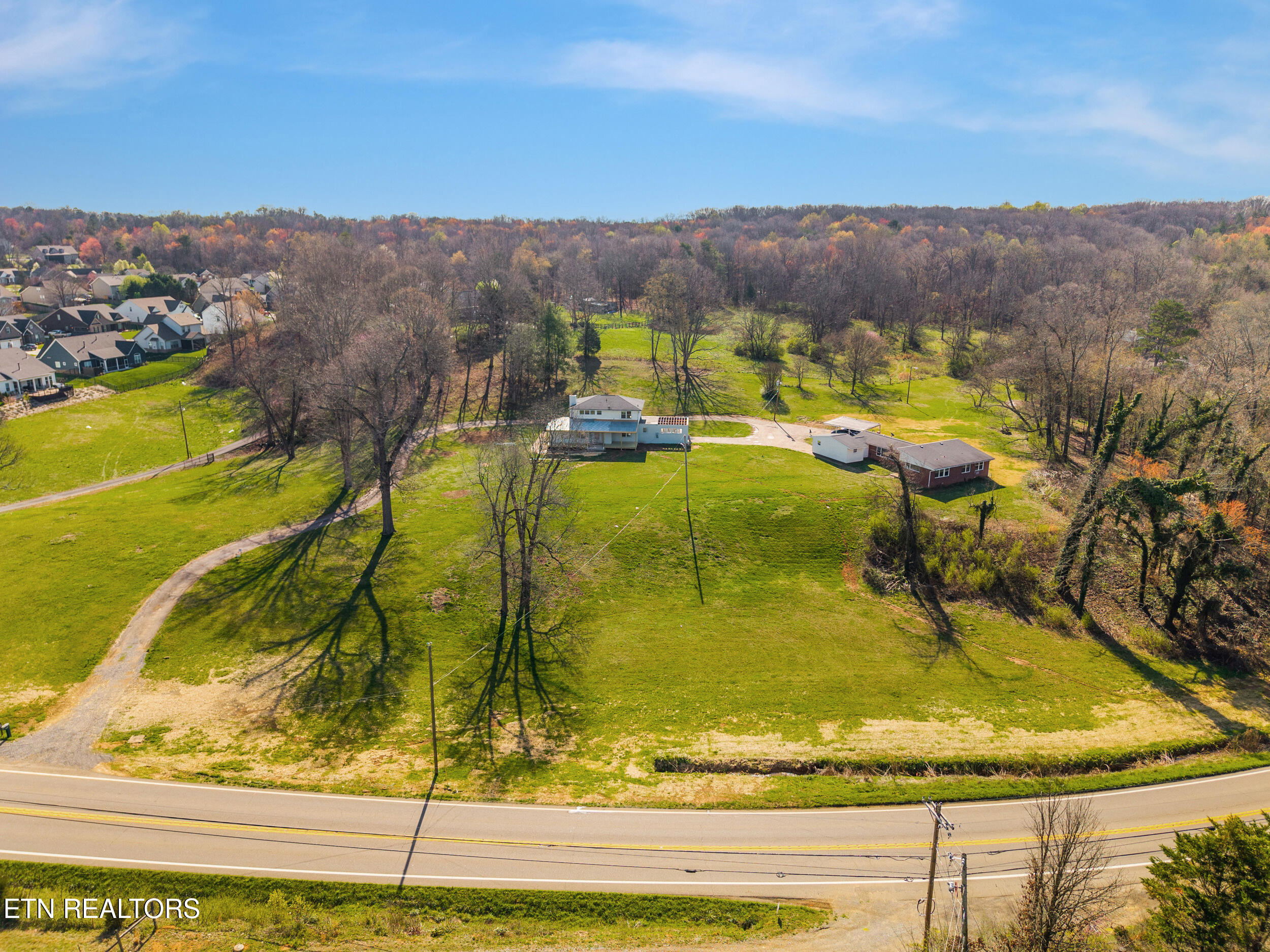 16408 U.s. 11 E Lenoir City TN 37772